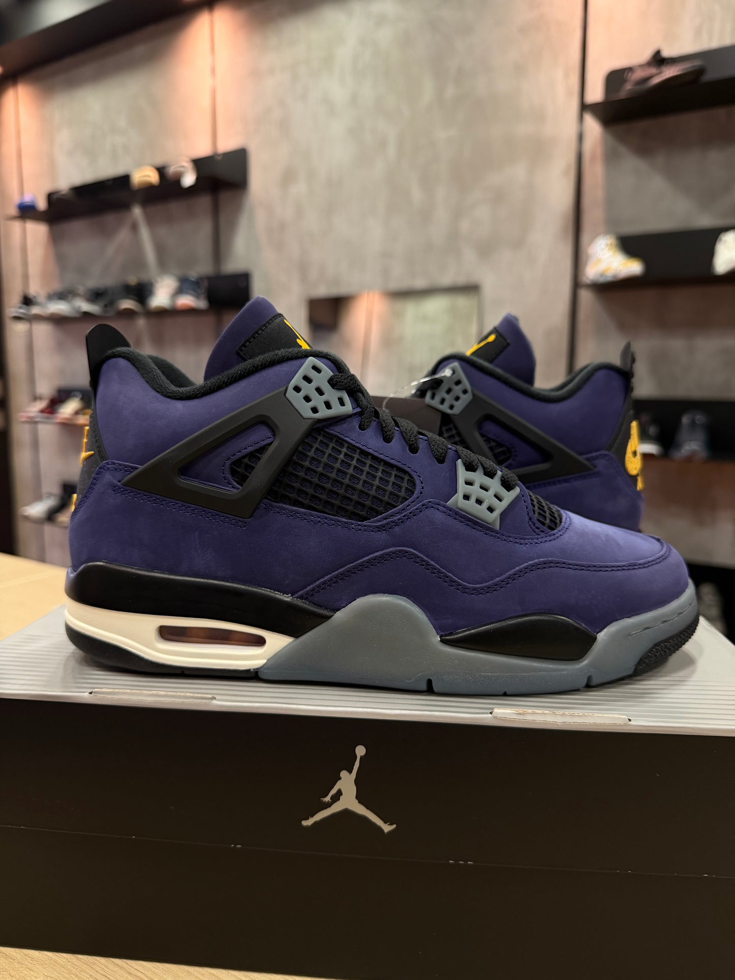 JORDAN 4 IMPERIAL PURPLE