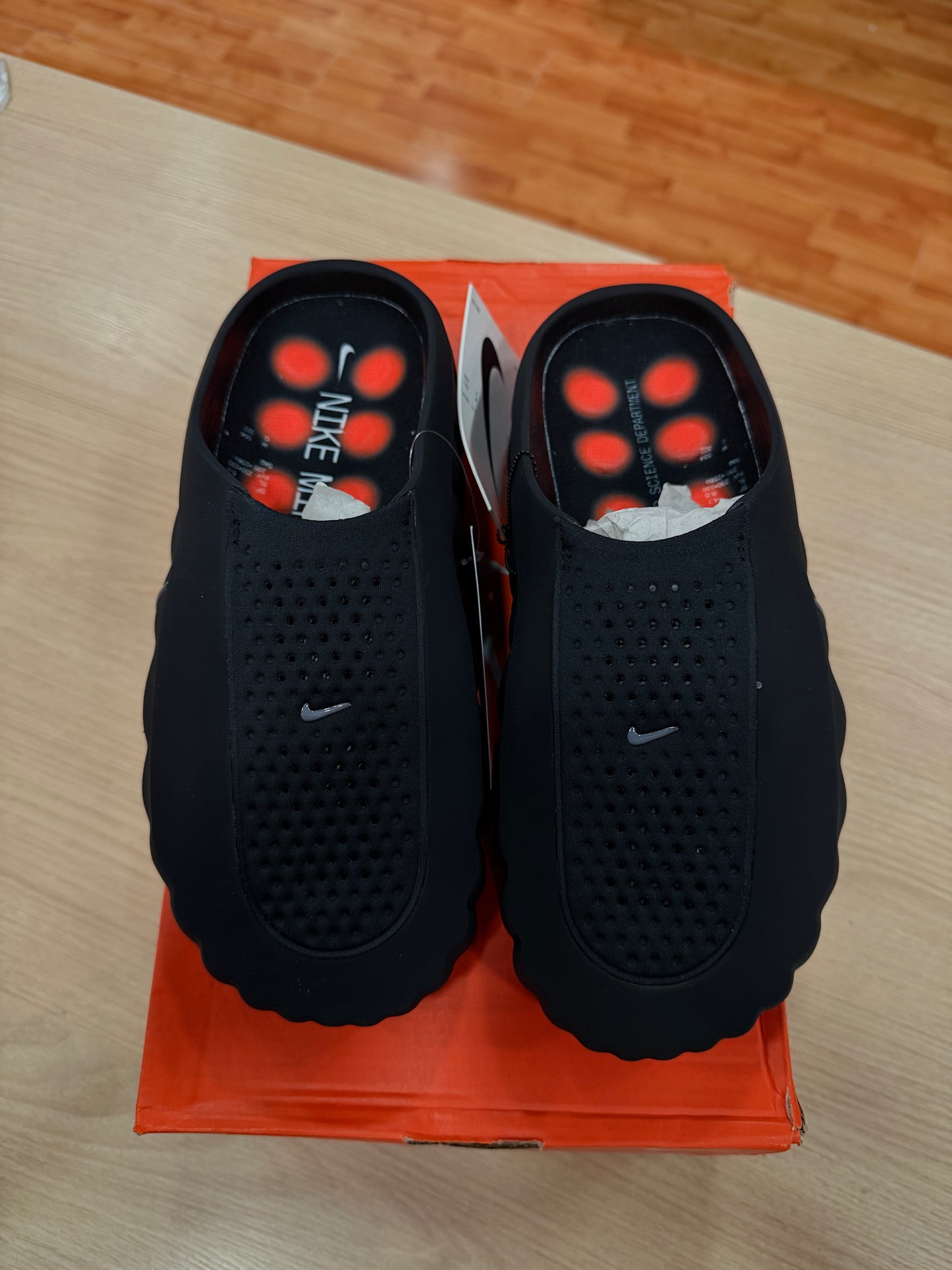 NIKE MIND 001 BLACK