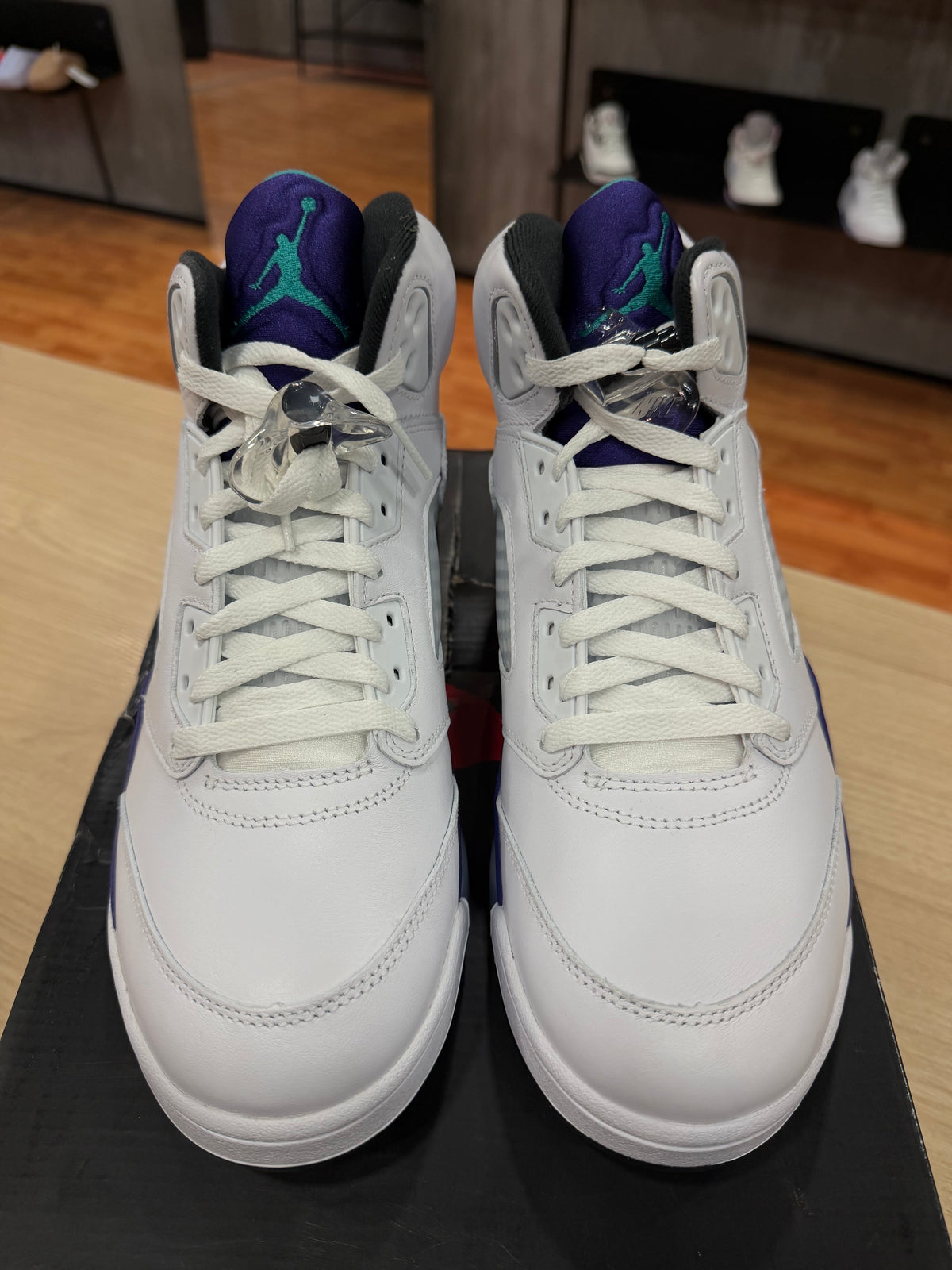 JORDAN 5 GRAPE