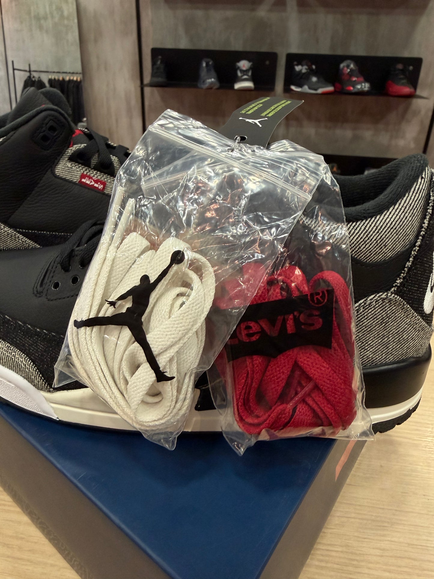 JORDAN 3 x LEVIS BLACK DENIM