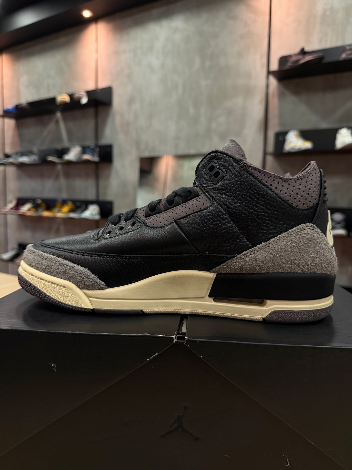 JORDAN 3 x A MA MANIERE WHILE U WERE SLEEPING