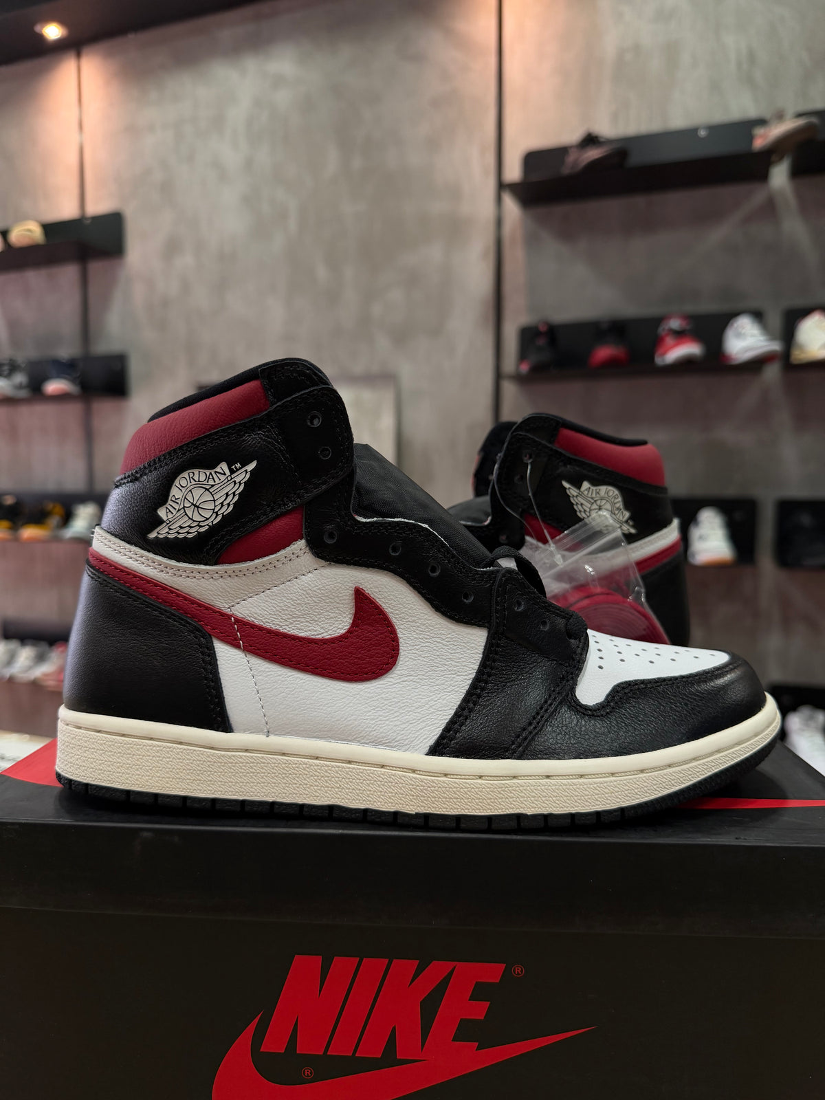 JORDAN 1 HIGH GYM RED