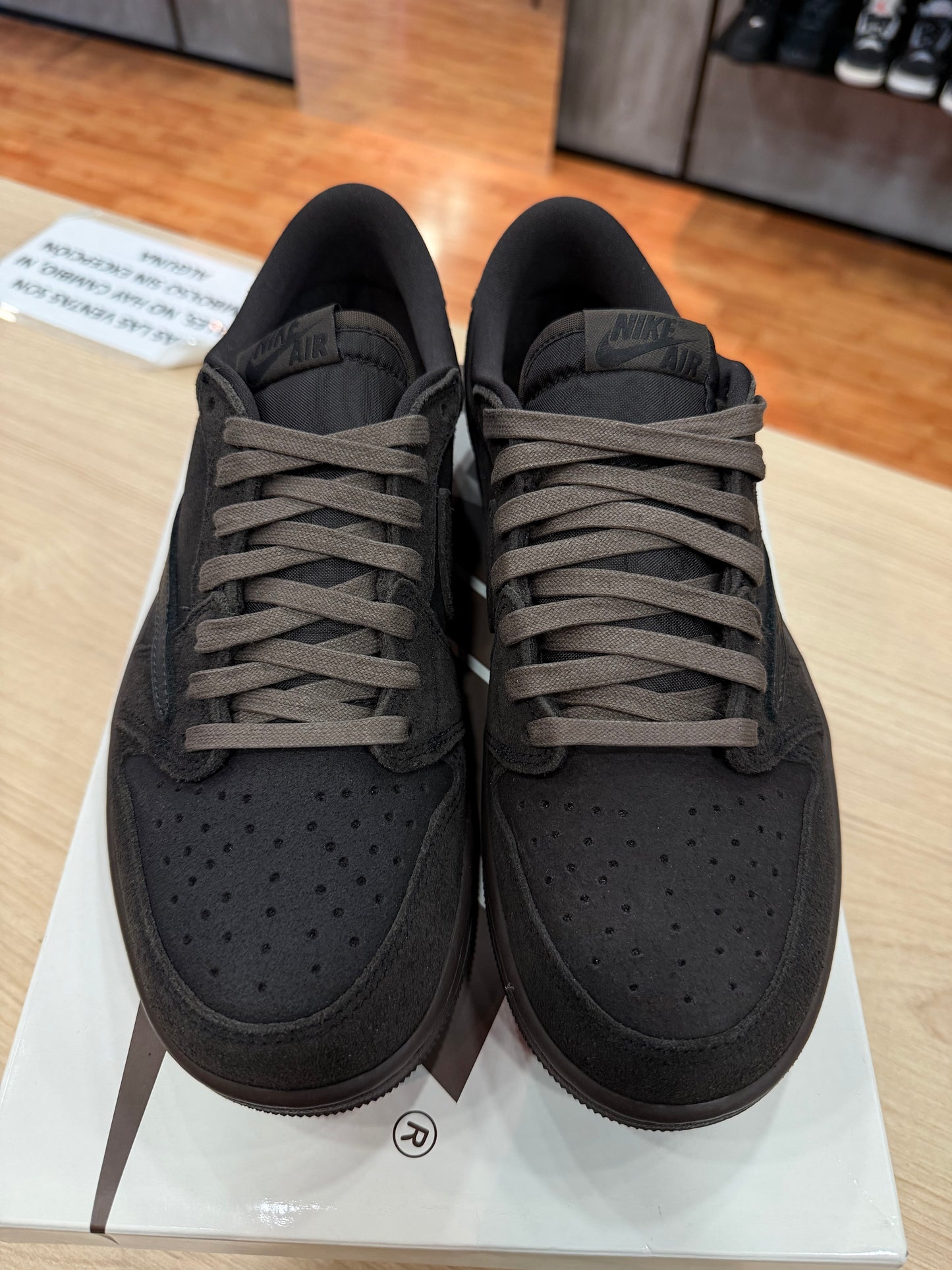 JORDAN 1 LOW x TRAVIS SCOTT "VELVET BROWN"
