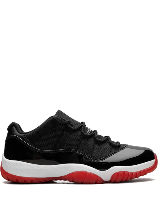 JORDAN 11 LOW BRED