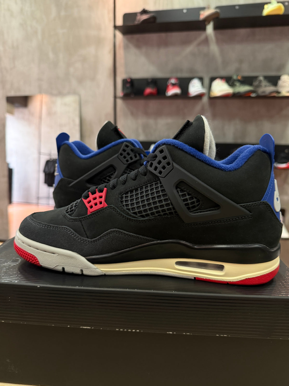 JORDAN 4 RARE AIR