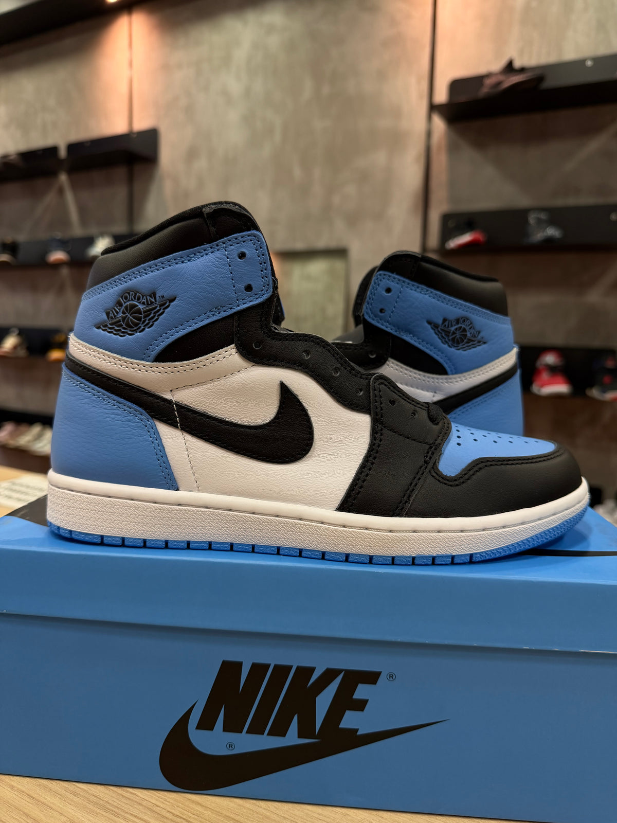 JORDAN 1 HIGH UNC TOE