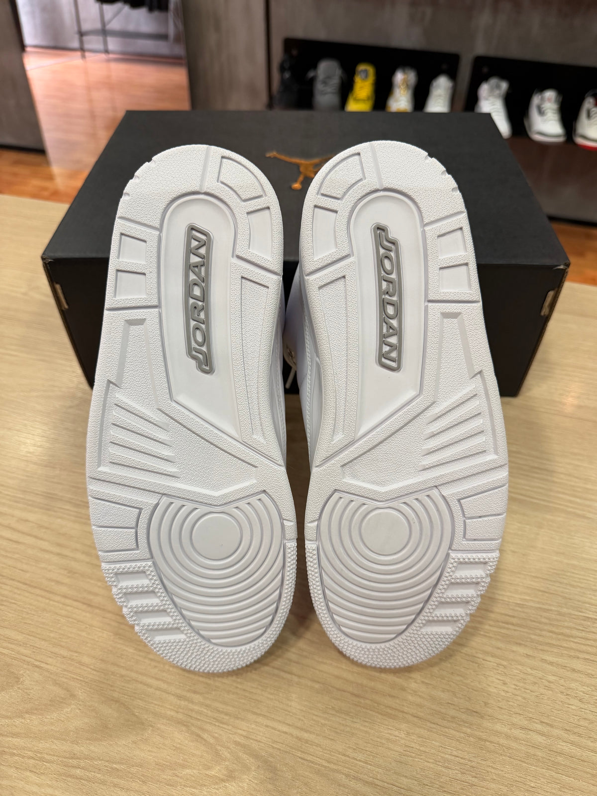 JORDAN 3 PURE MONEY (CAJA DE REPUESTO)