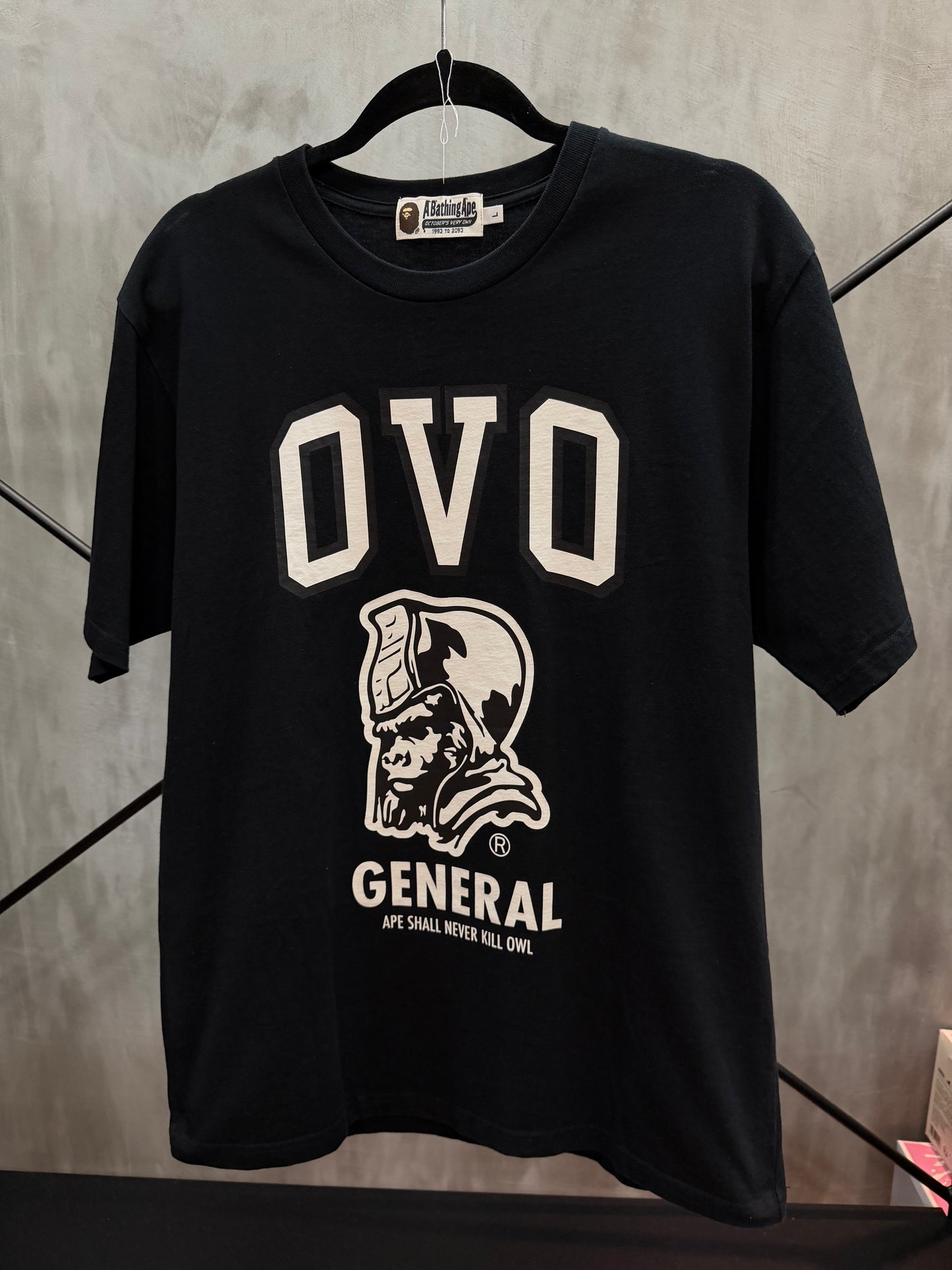 BAPE TEE OVO (DE USO)