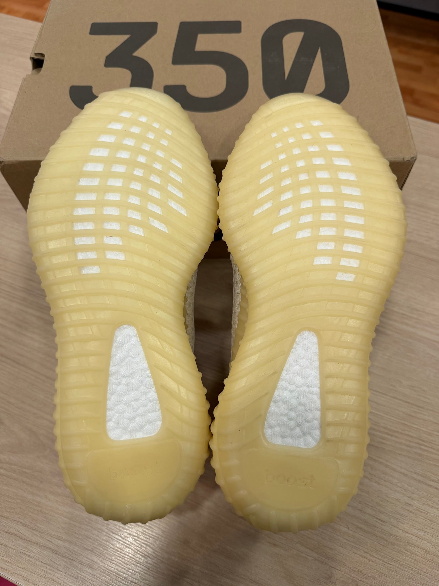 YEEZY 350 V2 NATURAL