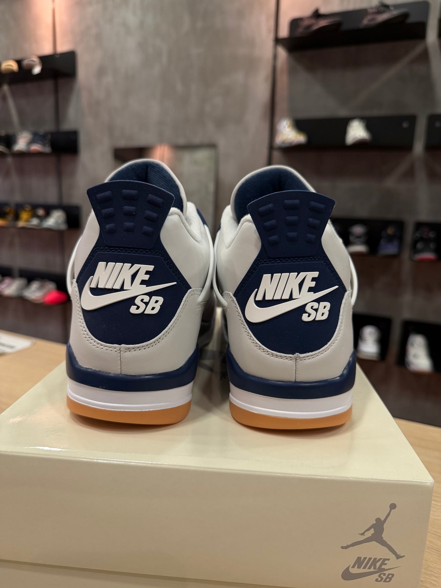 JORDAN 4 SB NAVY