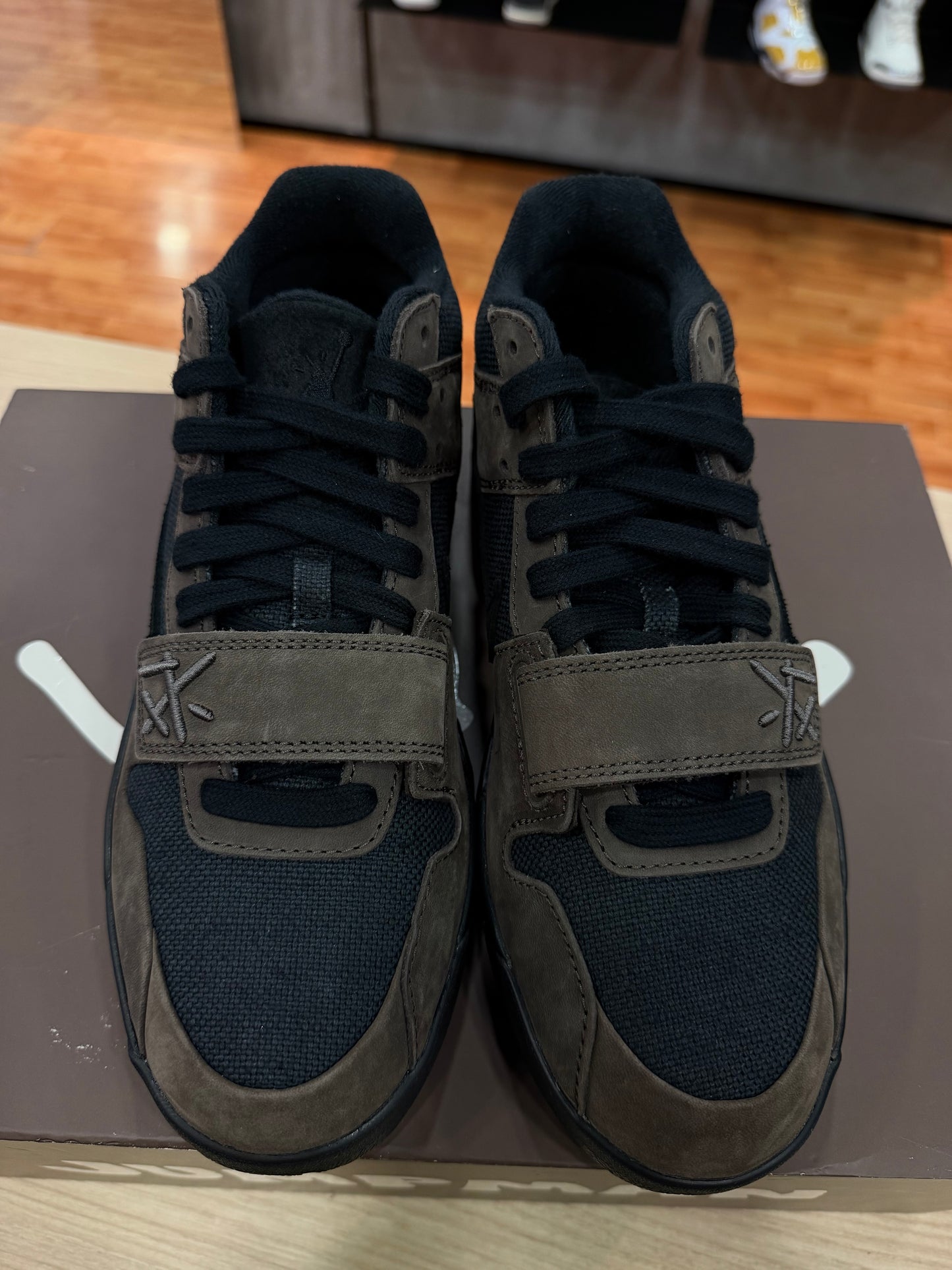 JUMPMAN JACK x TRAVIS SCOTT DARK MOCHA