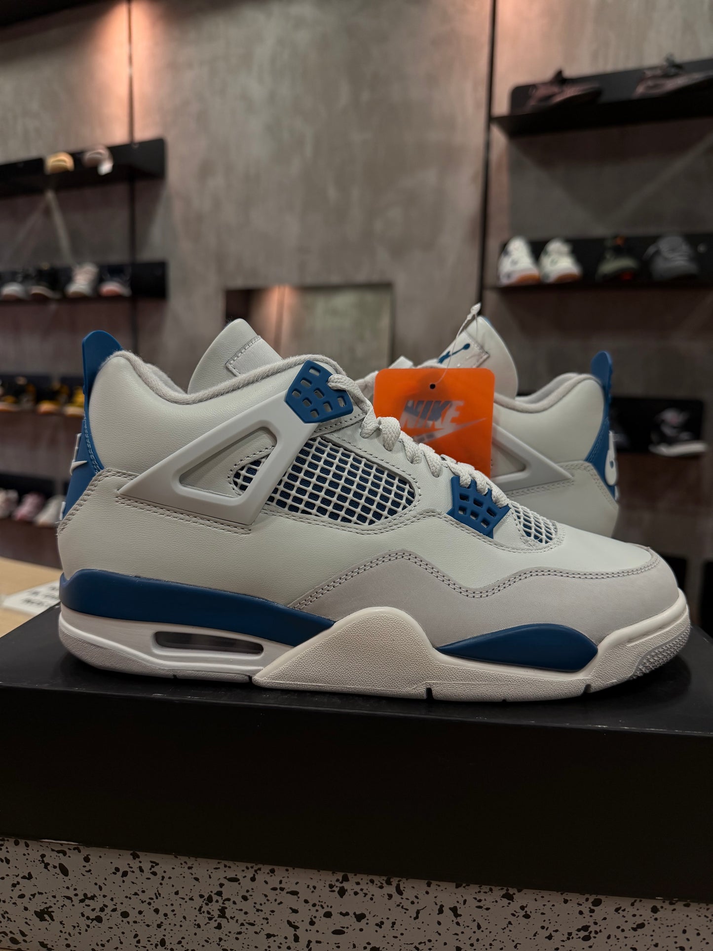 JORDAN 4 MILITARY BLUE