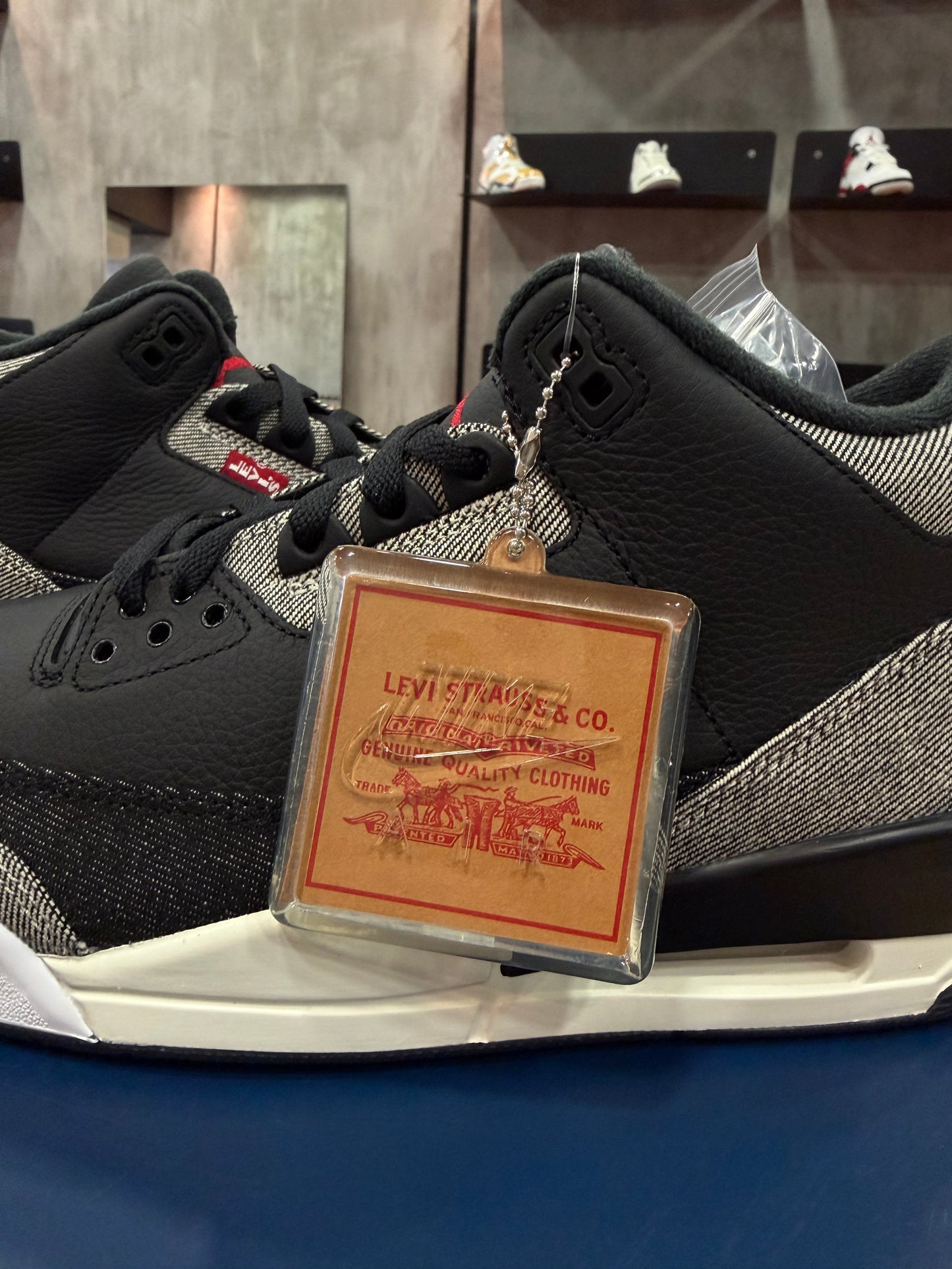 JORDAN 3 x LEVIS BLACK DENIM