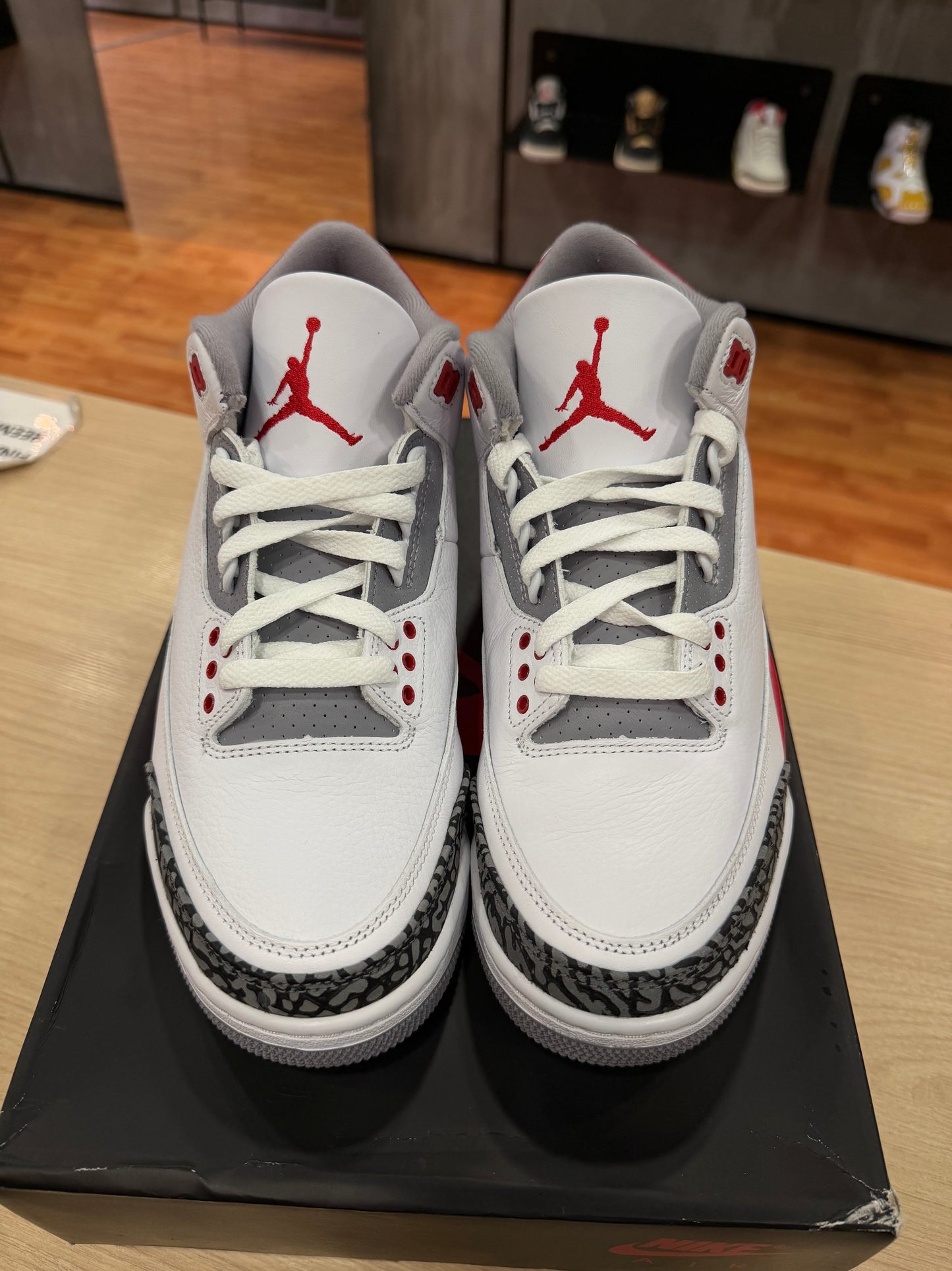 JORDAN 3 FIRE RED