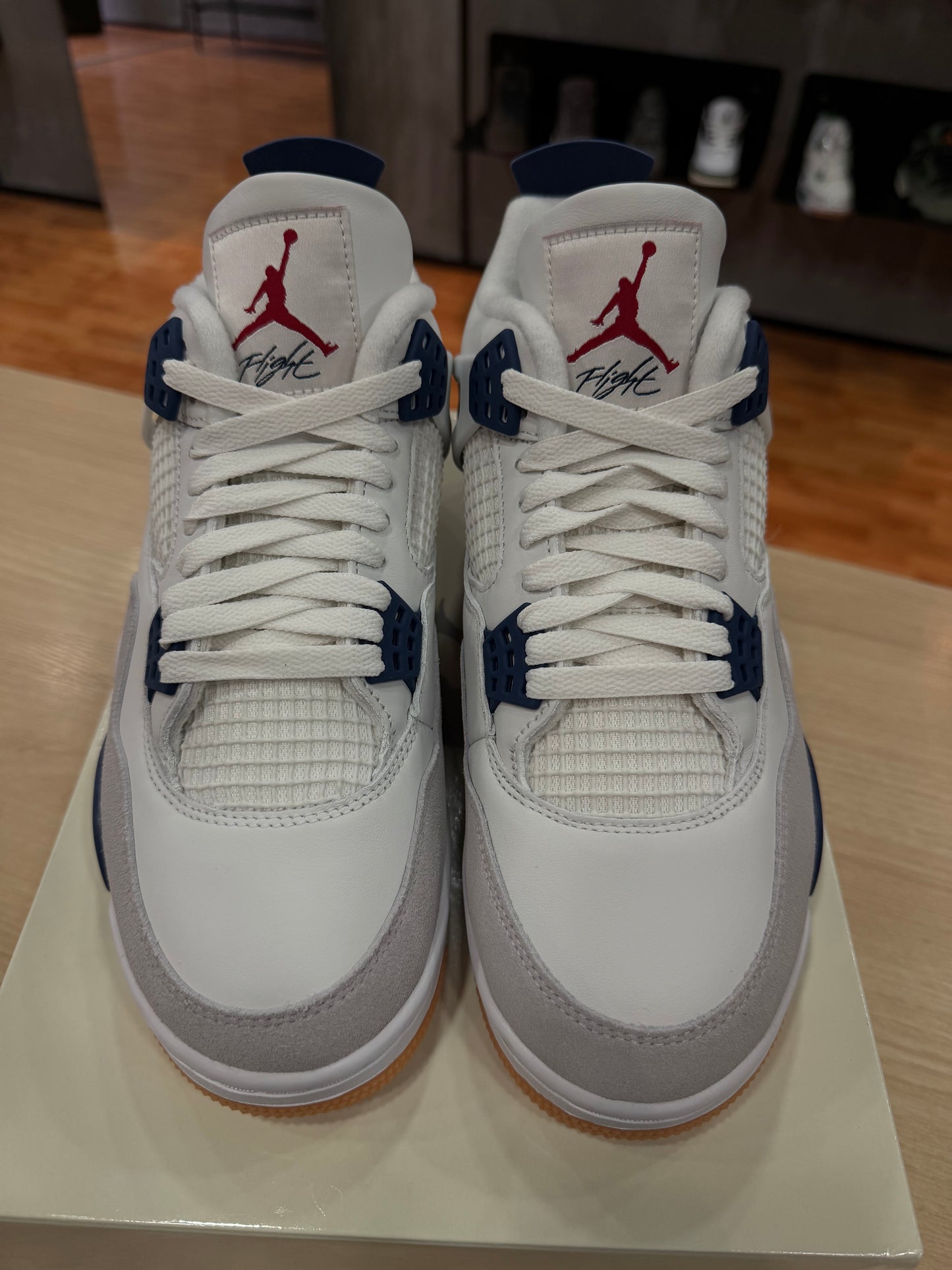 JORDAN 4 SB NAVY