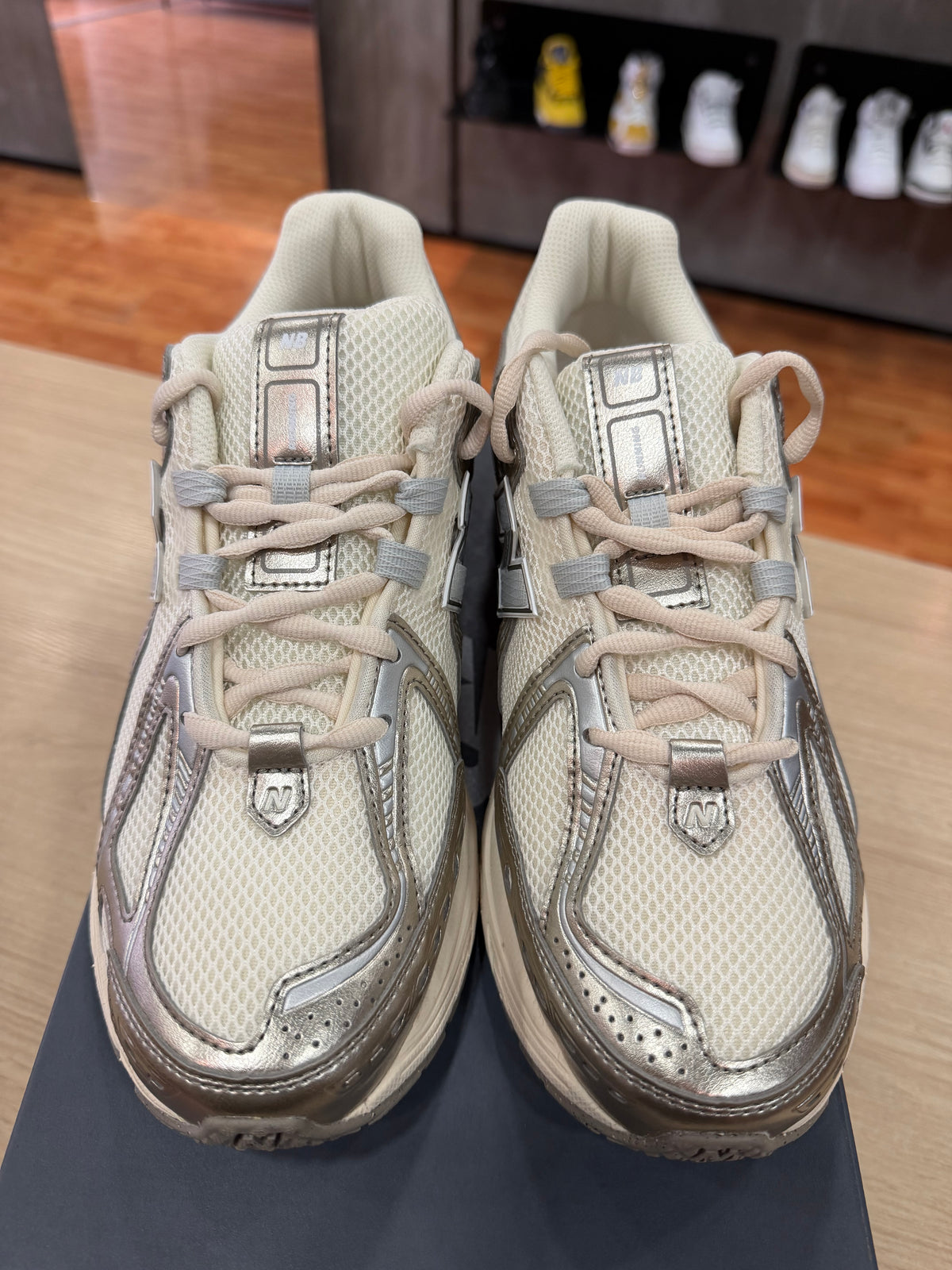 NEW BALANCE 1906R ARID STONE