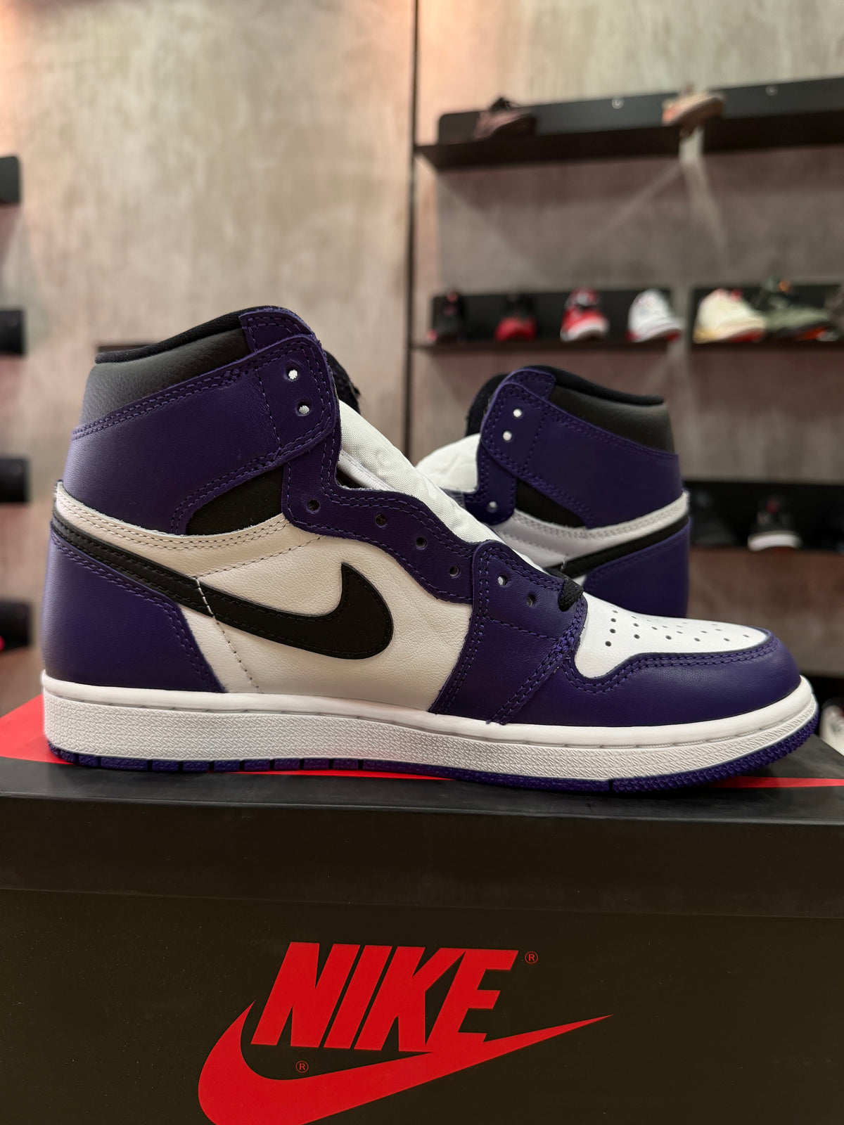 JORDAN 1 HIGH COURT PURPLE