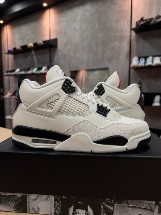 JORDAN 4 FLIGHT CLUB