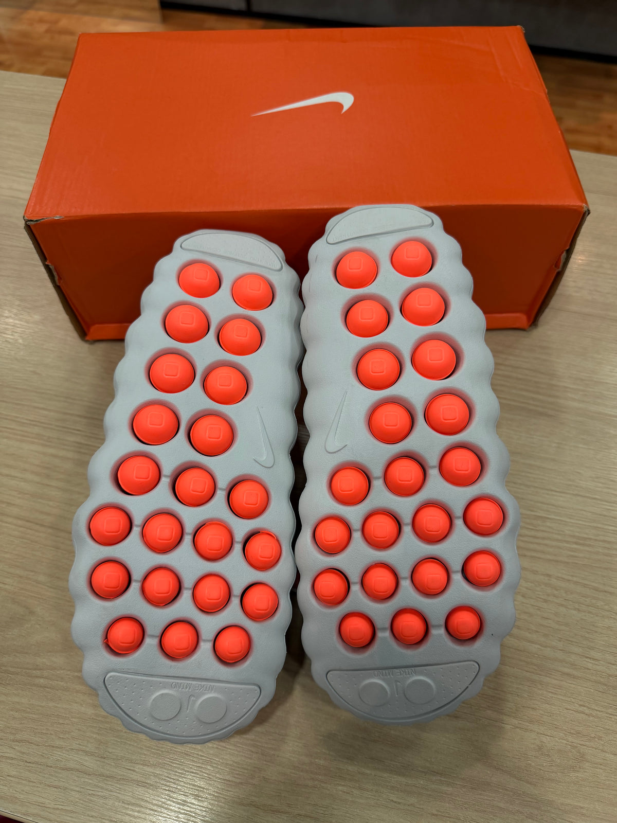 NIKE MIND 001 GREY