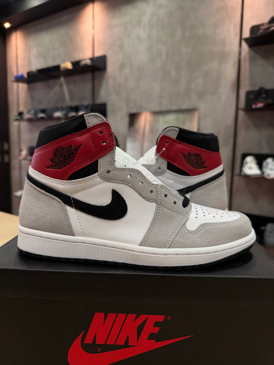 JORDAN 1 HIGH SMOKE GREY