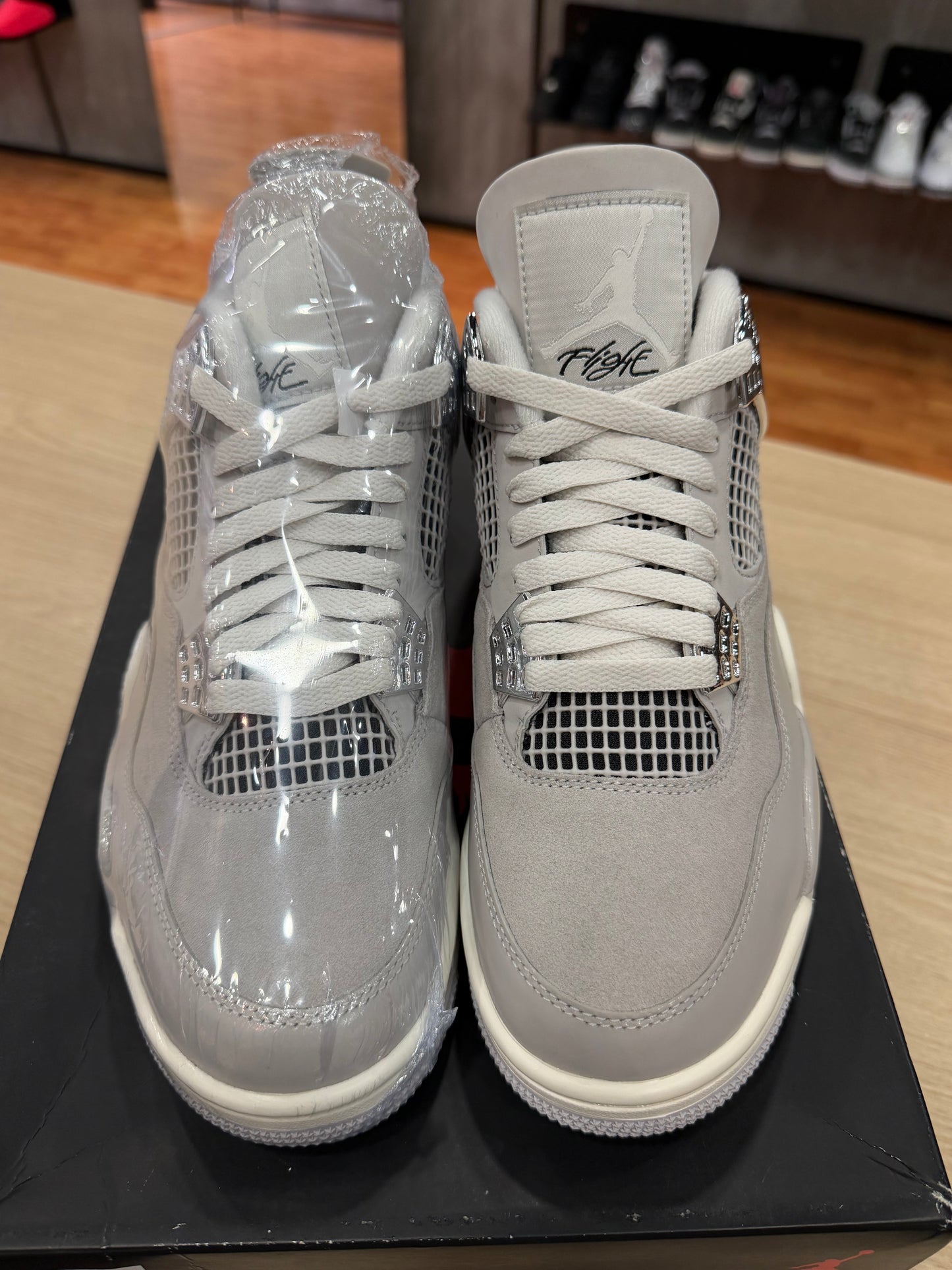 JORDAN 4 FROZEN MOMENTS