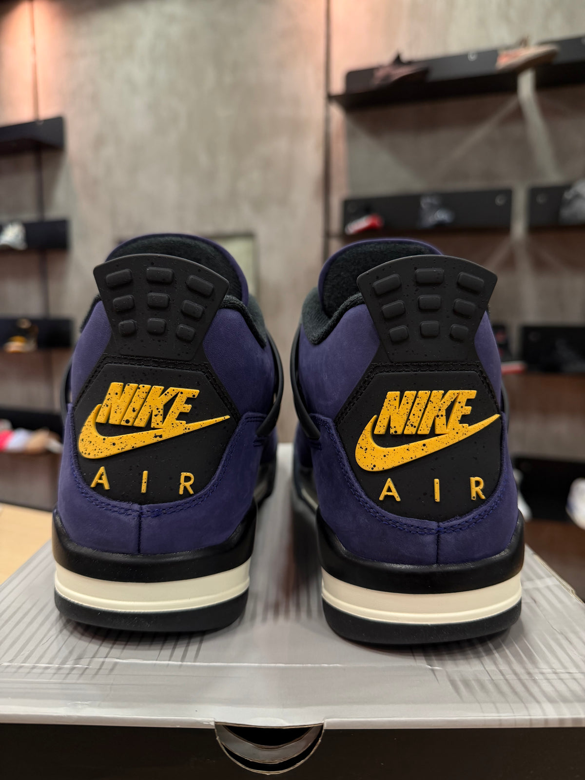 JORDAN 4 LAKERS