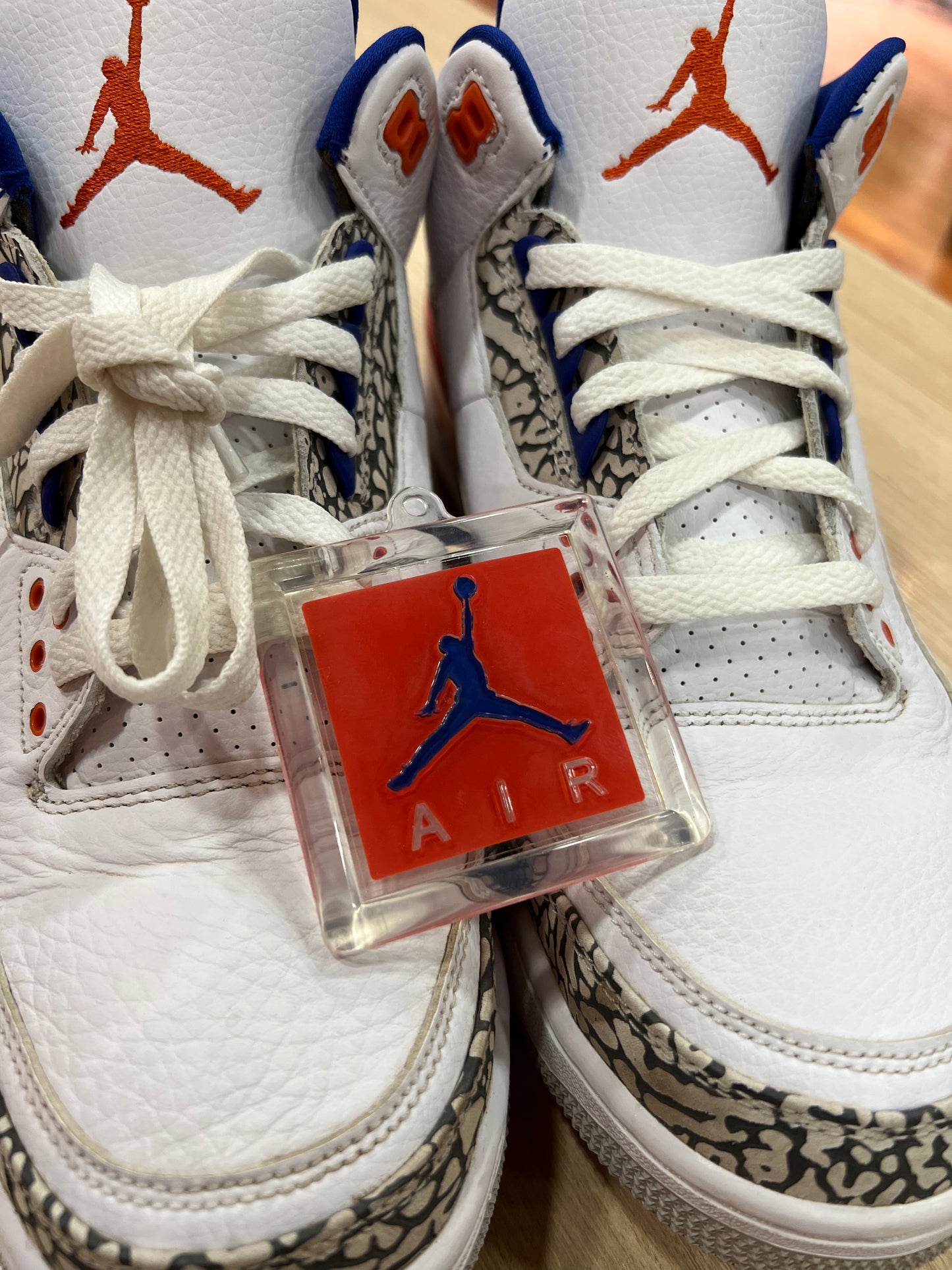 JORDAN 3 KNICKS (DE USO)