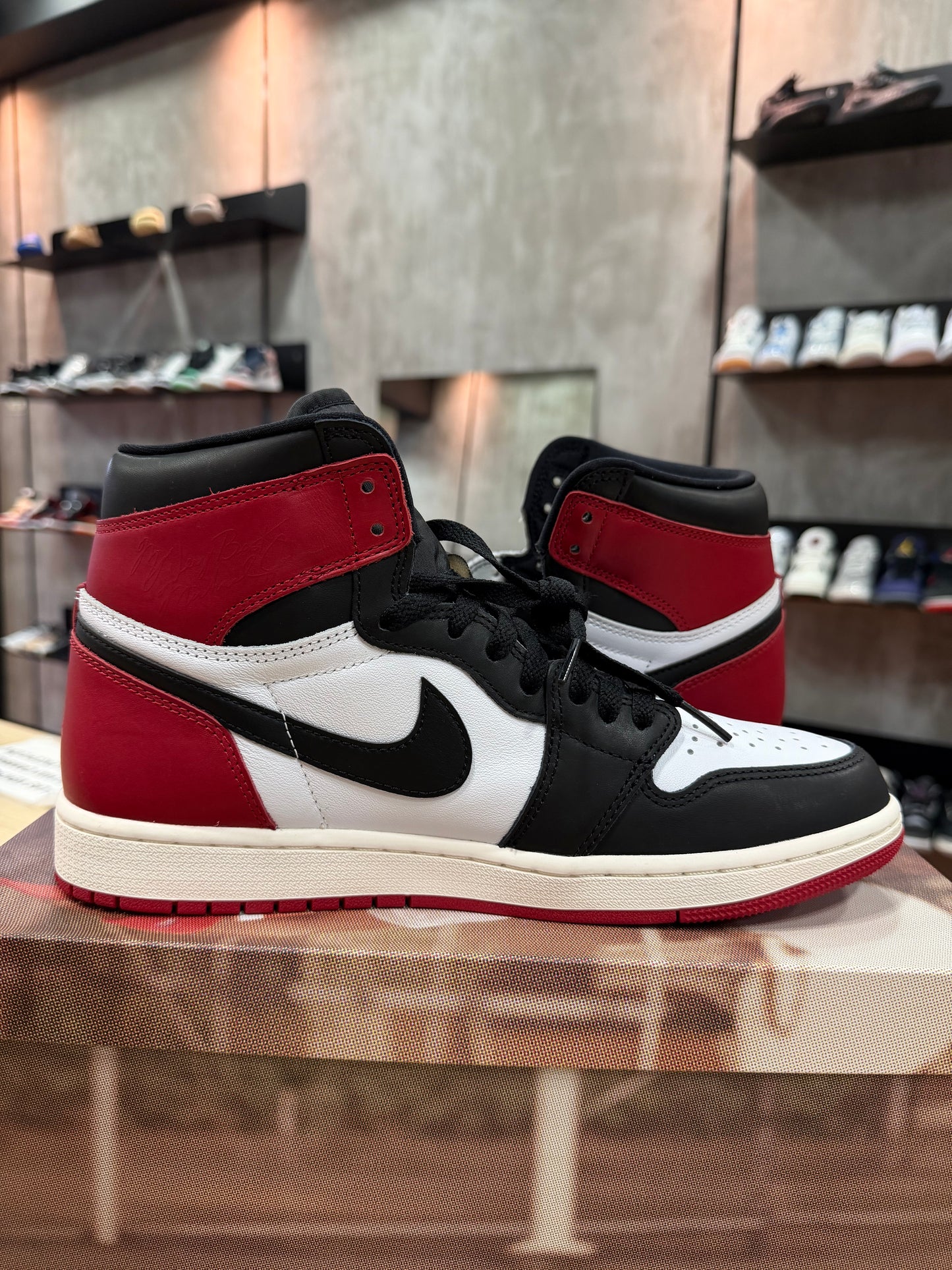 JORDAN 1 HIGH BLACK TOE REIMAGINED