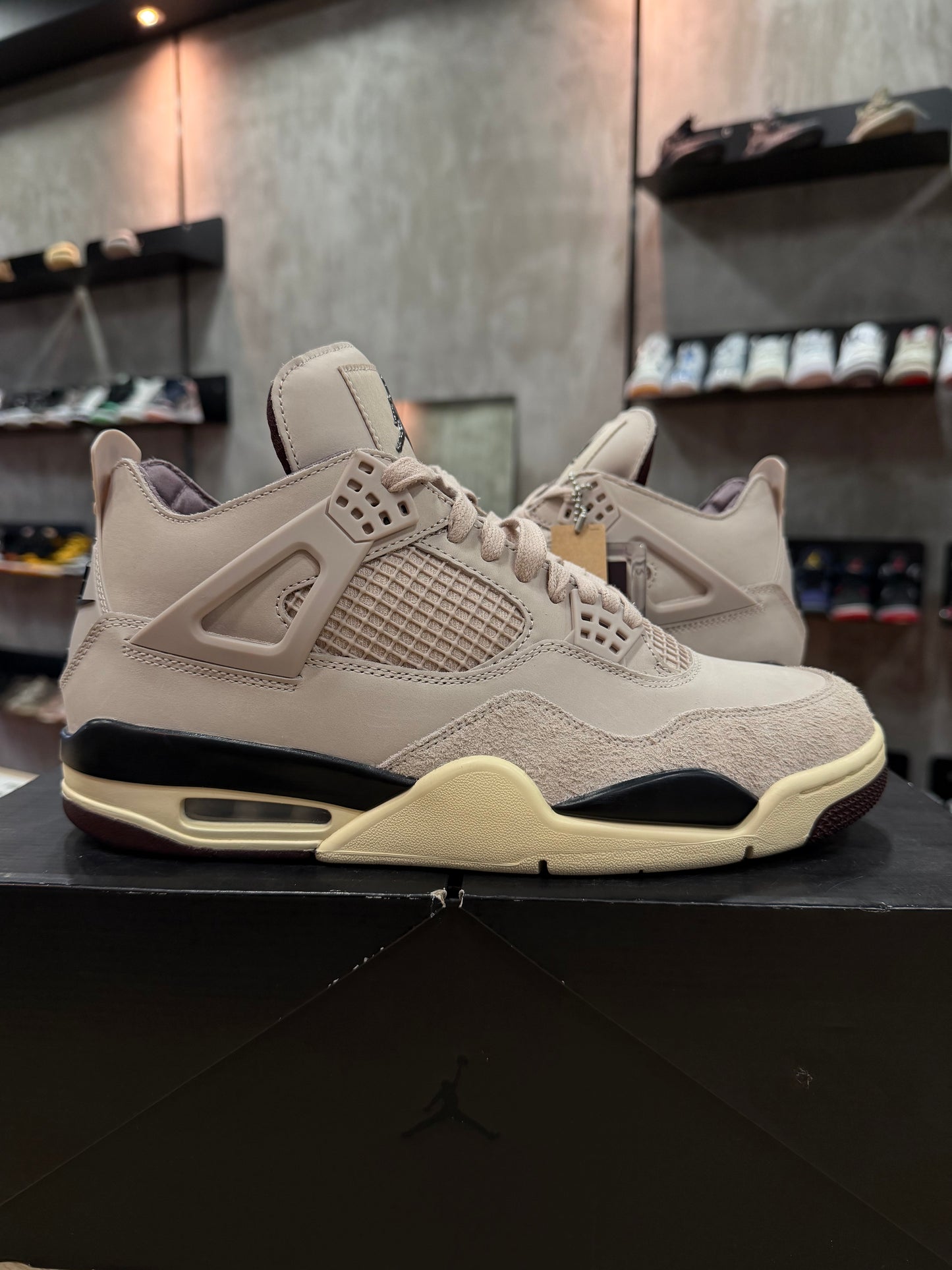 JORDAN 4 A MA MANIERE WHILE U WERE SLEEPING