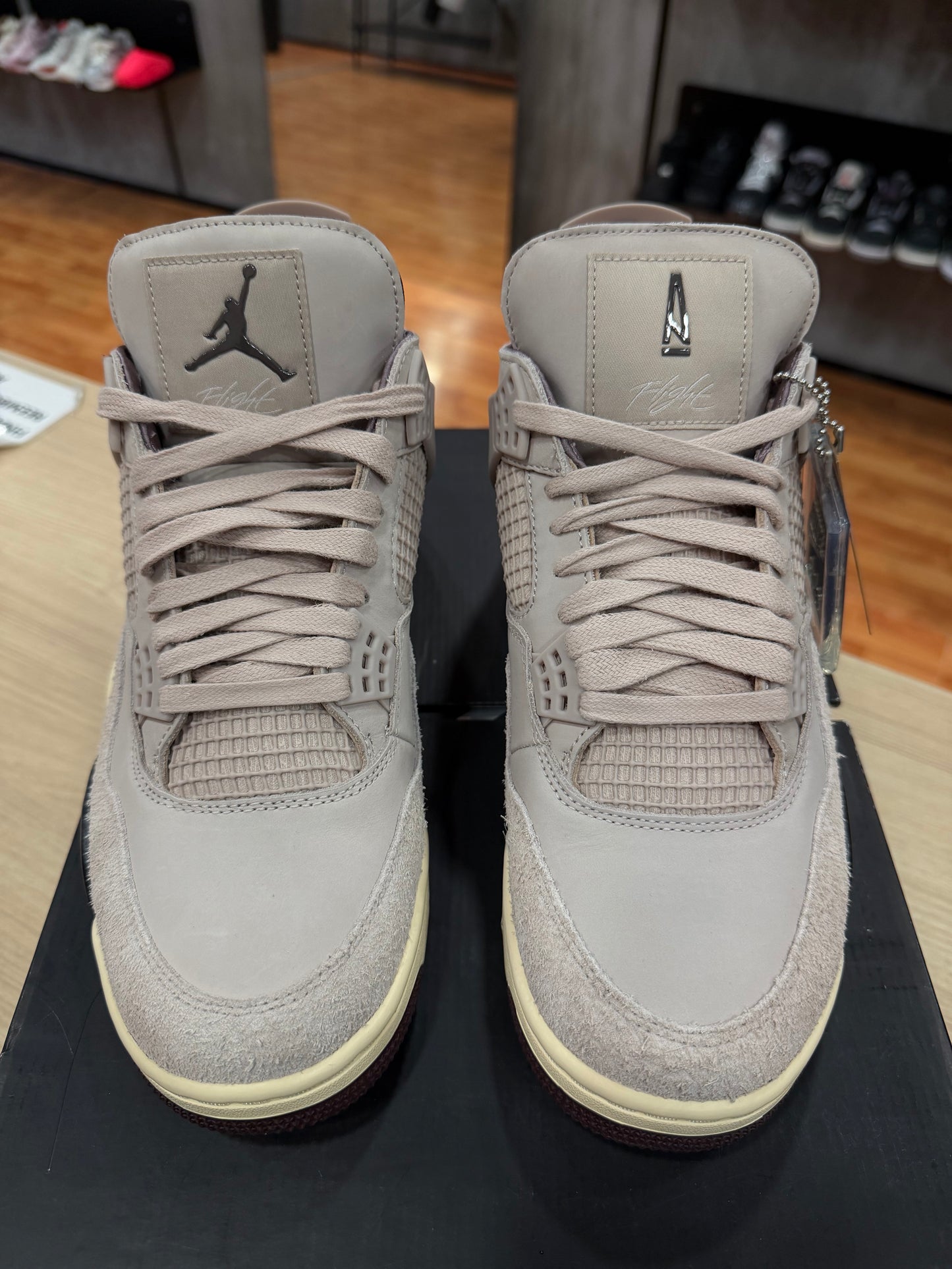 JORDAN 4 A MA MANIERE WHILE U WERE SLEEPING