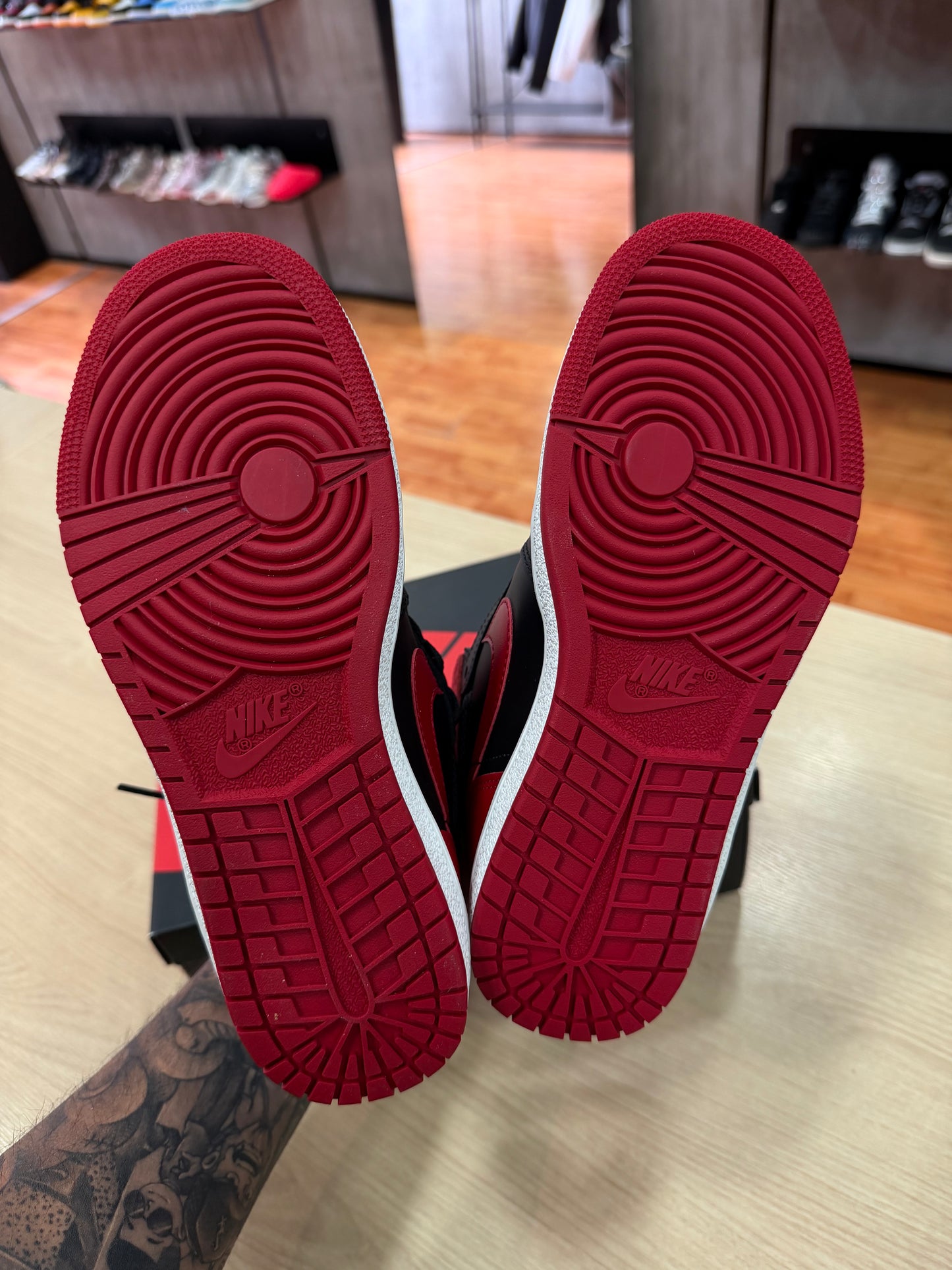 JORDAN 1 HIGH 85 BRED (GS)