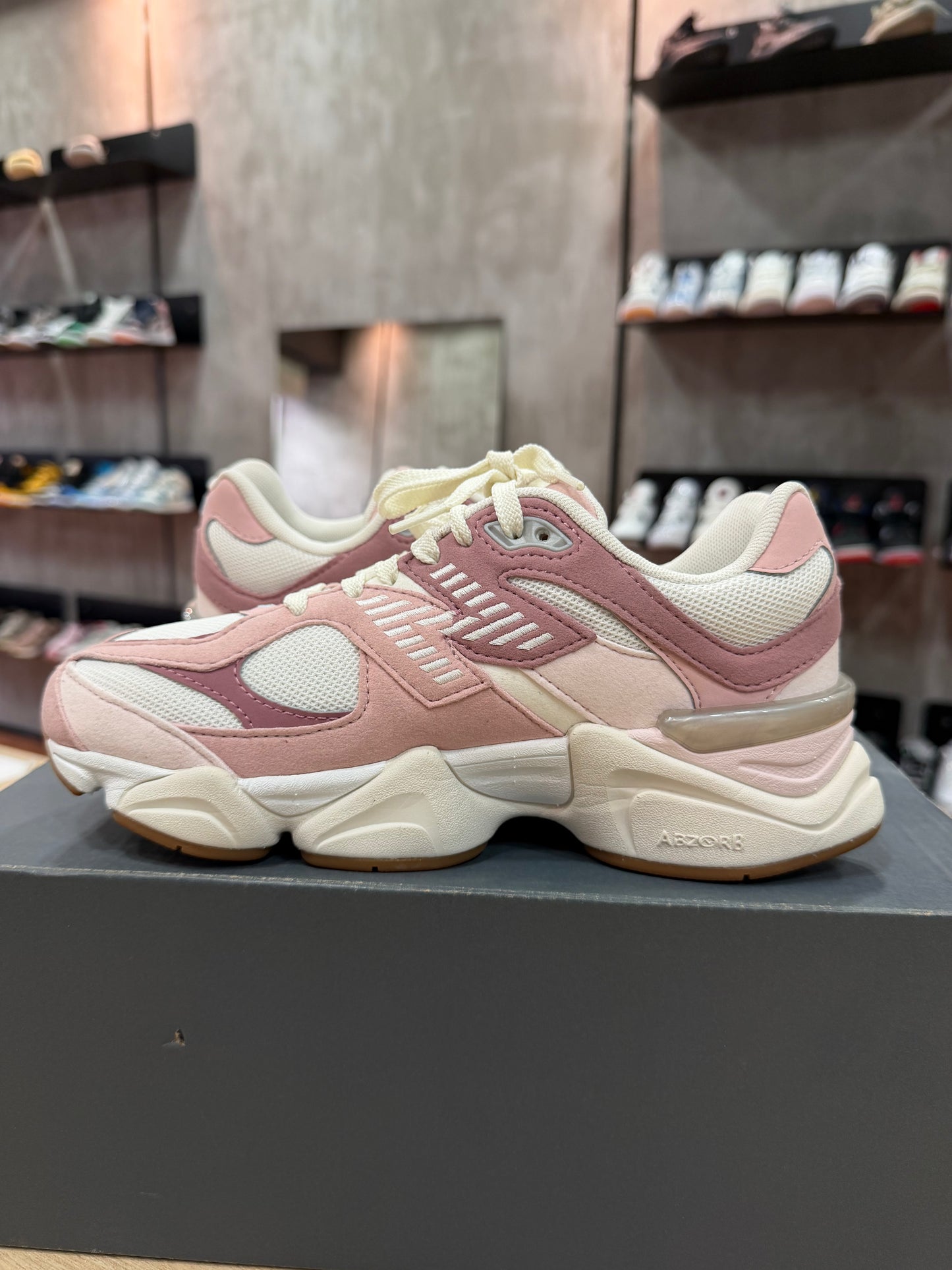 NEW BALANCE 9060 ROSE PINK