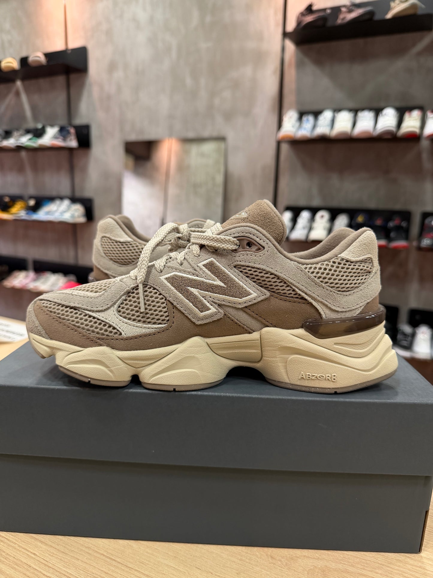 NEW BALANCE 9060 MUSHROOM ARID STONE