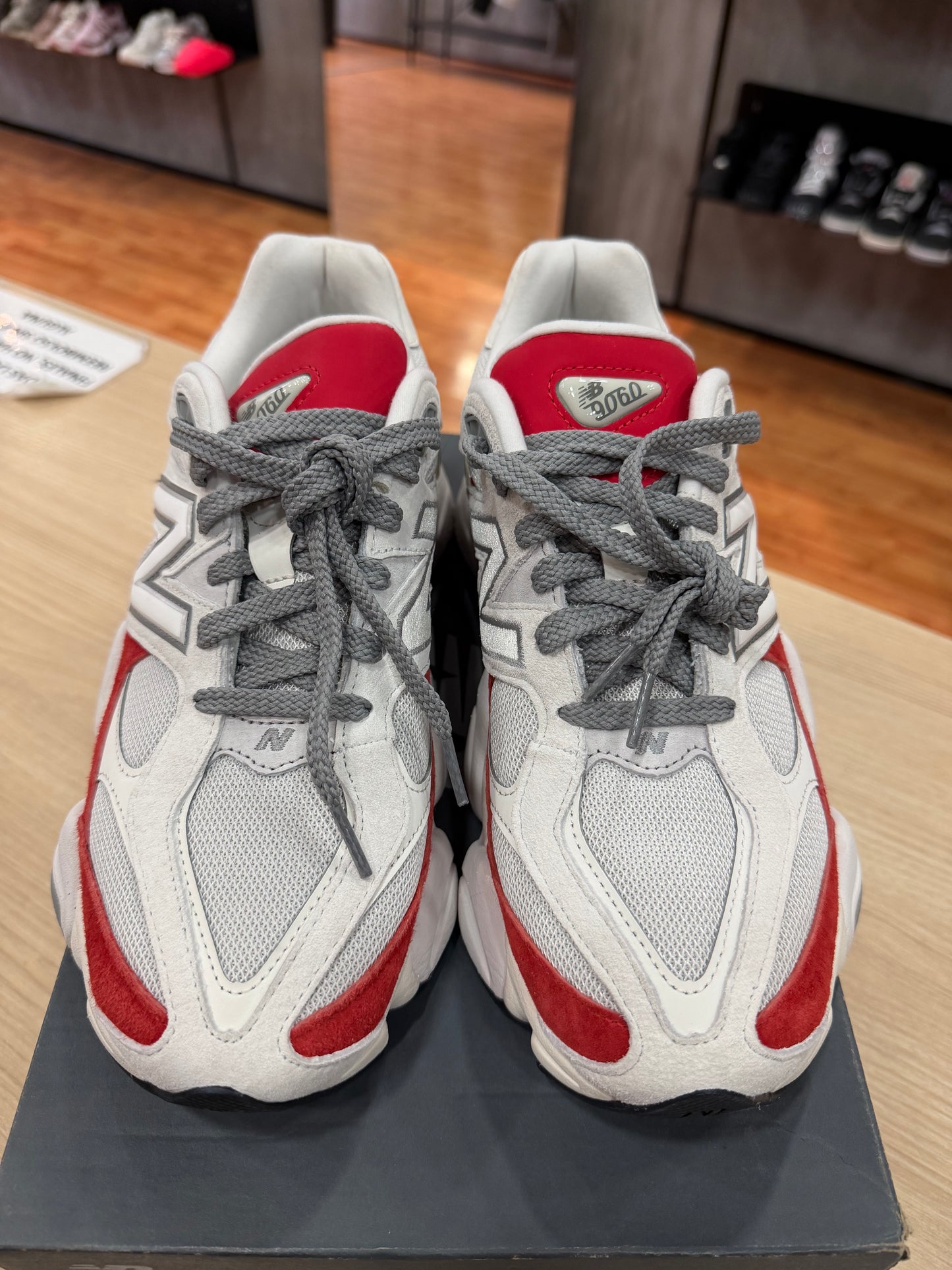 NEW BALANCE 9060 REFLECTION TRUE RED