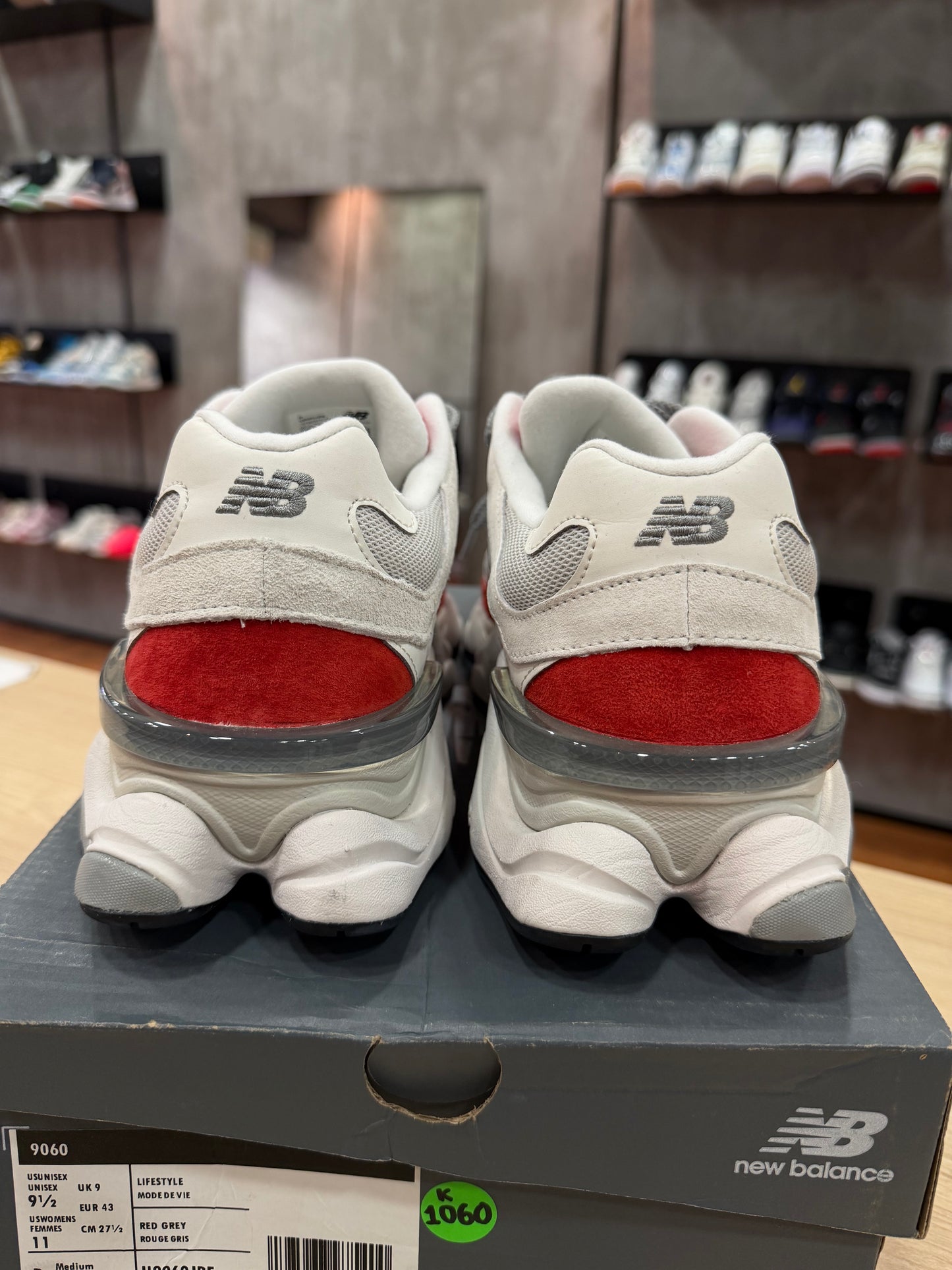 NEW BALANCE 9060 REFLECTION TRUE RED