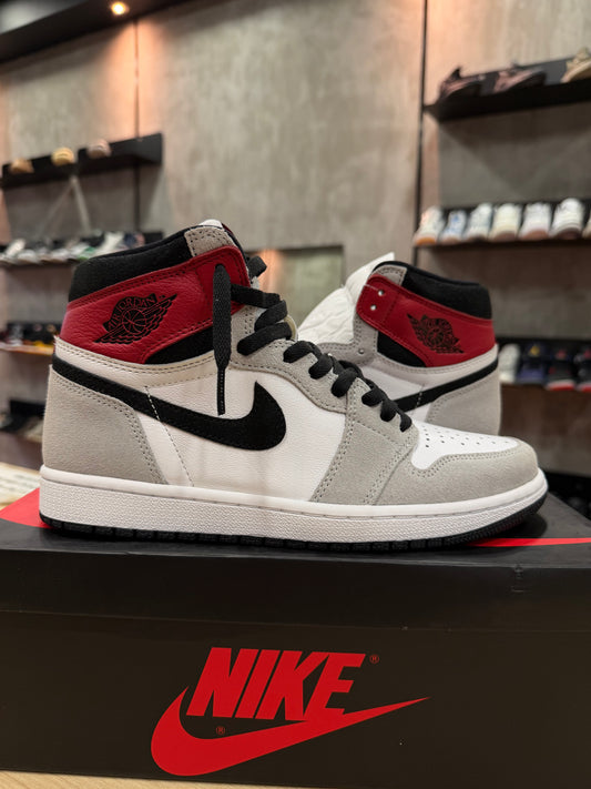 JORDAN 1 HIGH SMOKE GREY