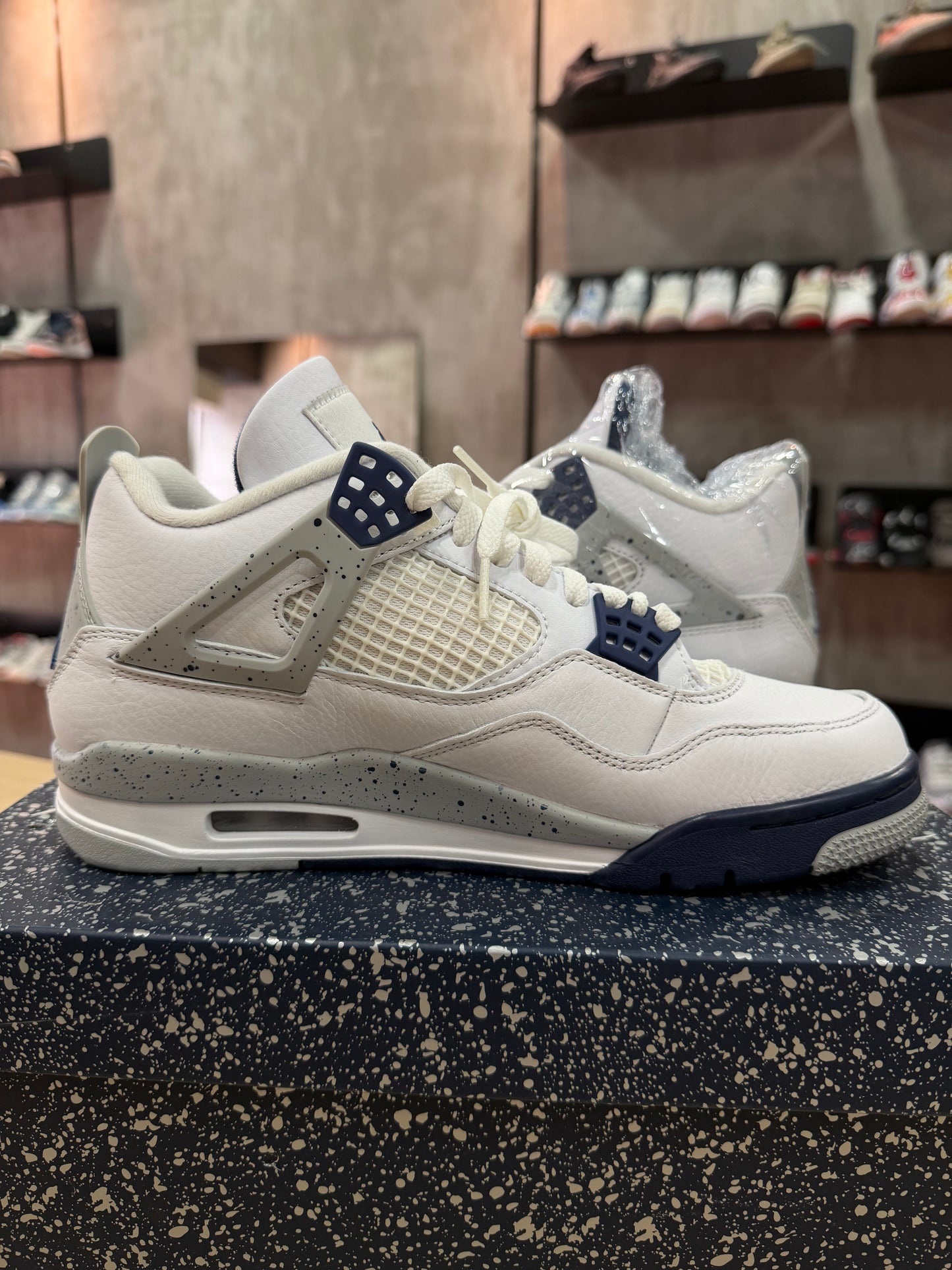 JORDAN 4 MIDNIGHT NAVY