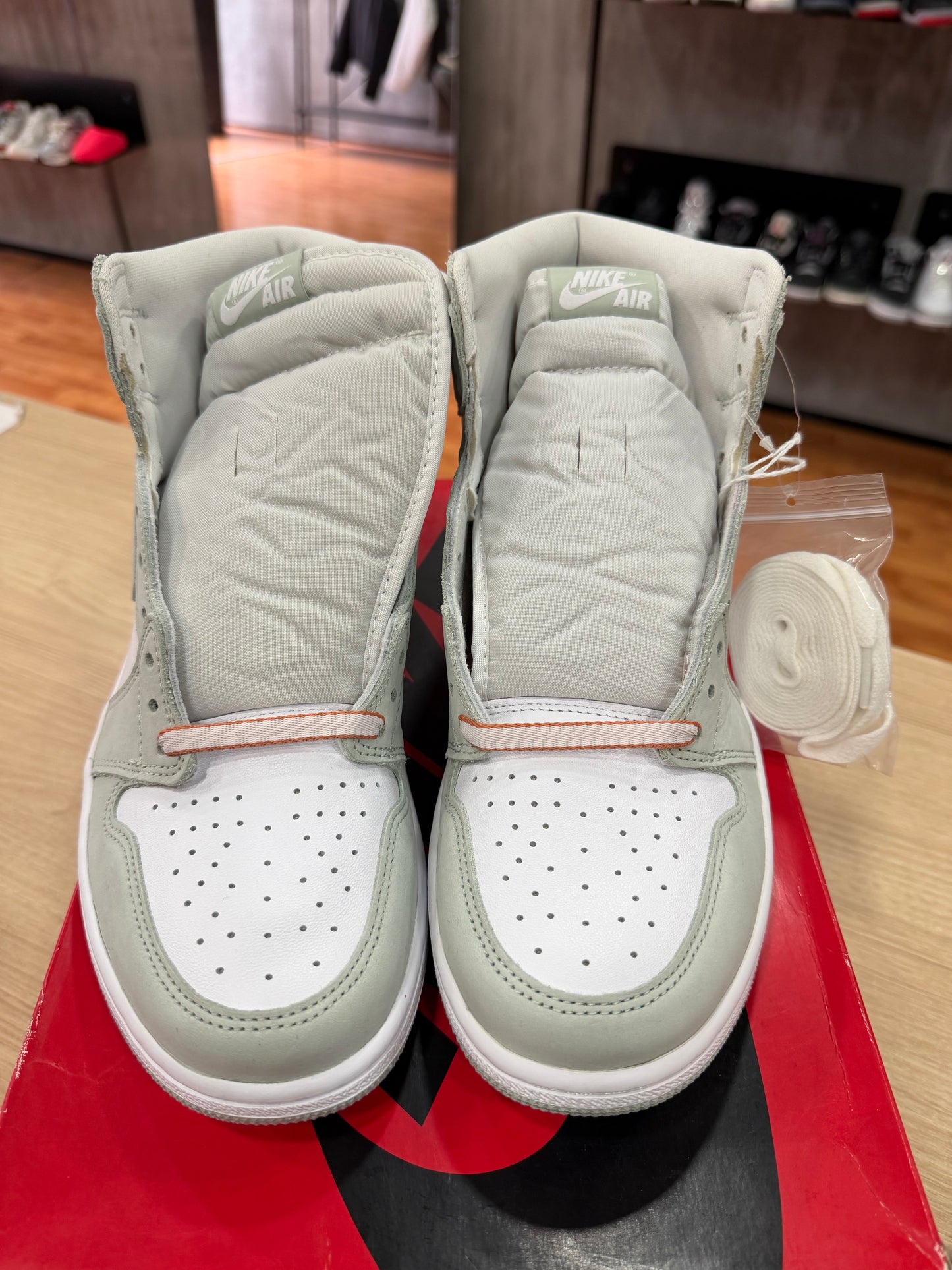 JORDAN 1 HIGH SEAFOAM