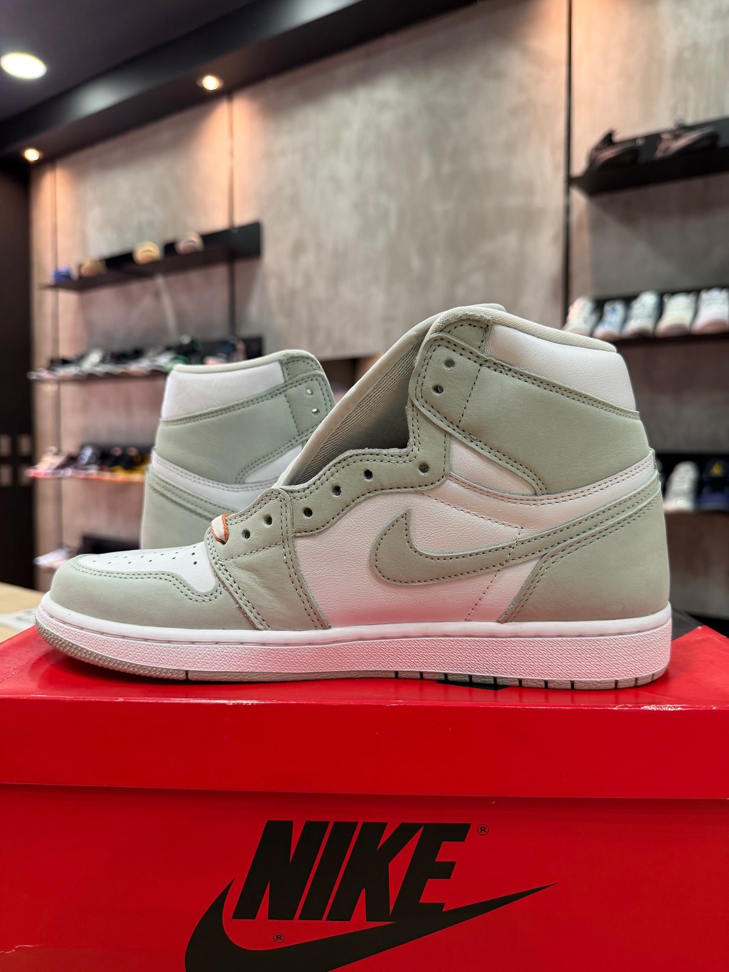 JORDAN 1 HIGH SEAFOAM