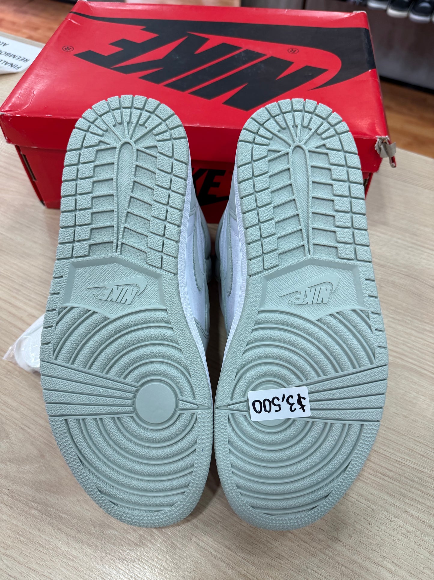 JORDAN 1 HIGH SEAFOAM