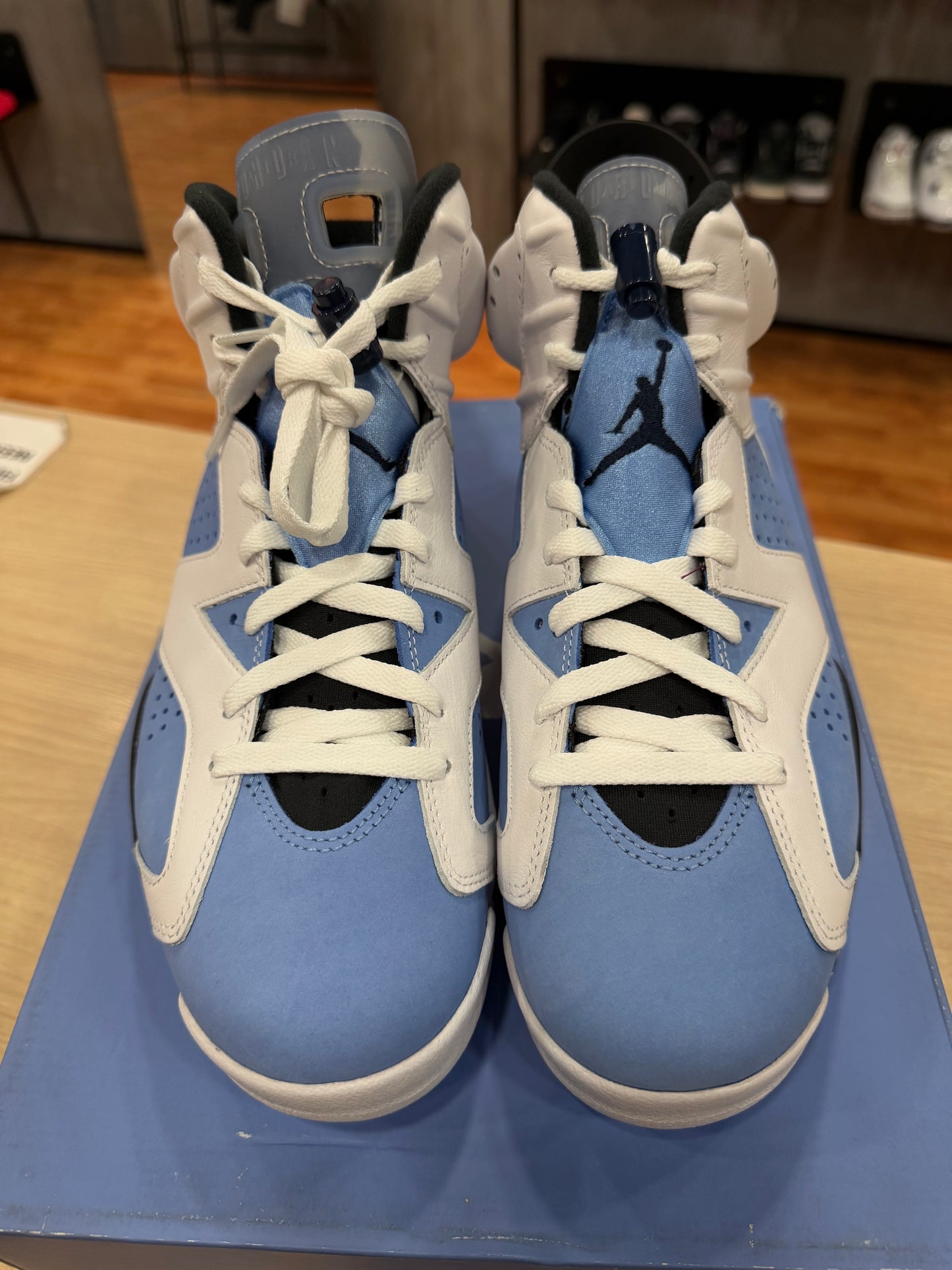 JORDAN 6 UNC