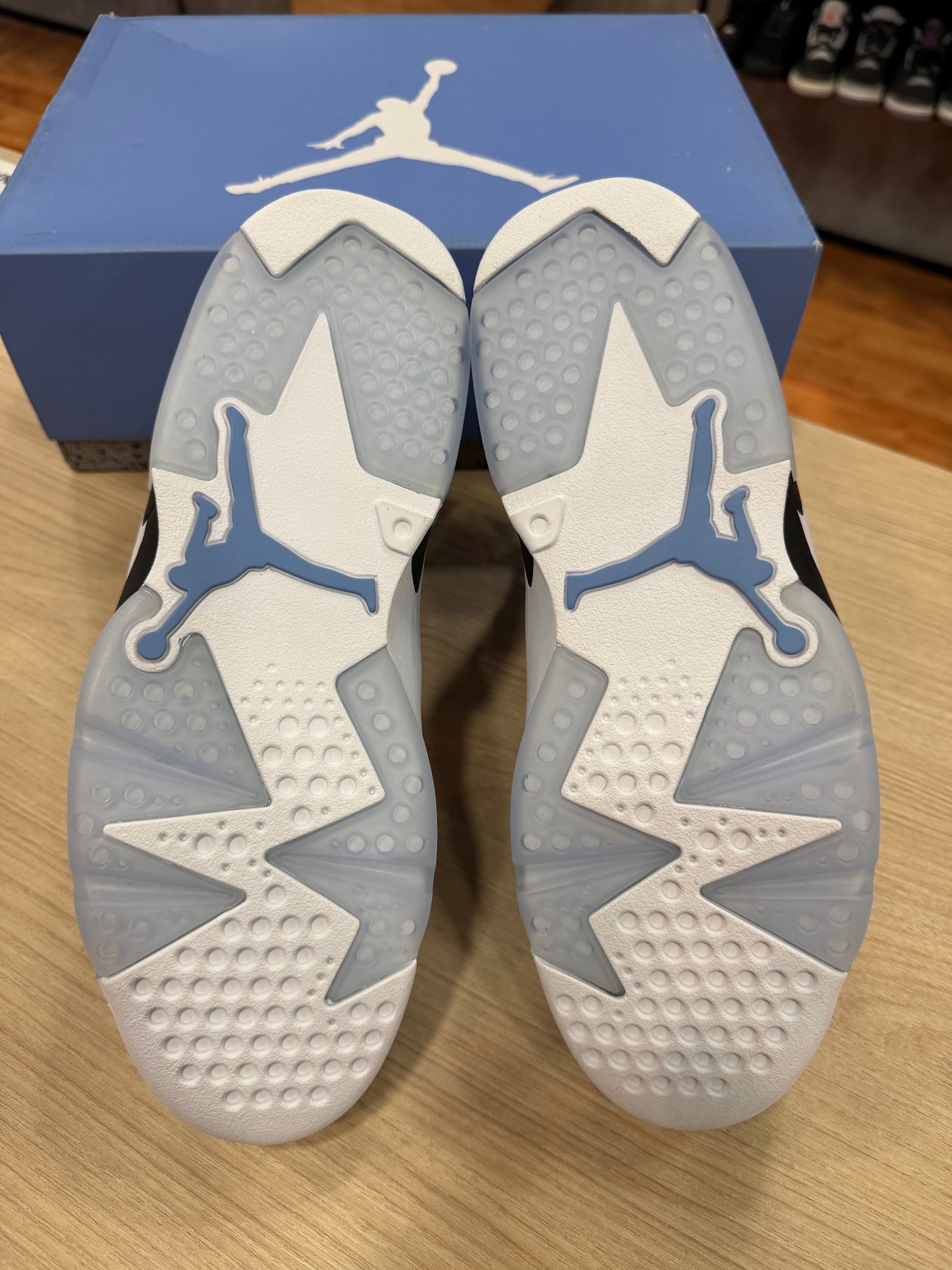 JORDAN 6 UNC