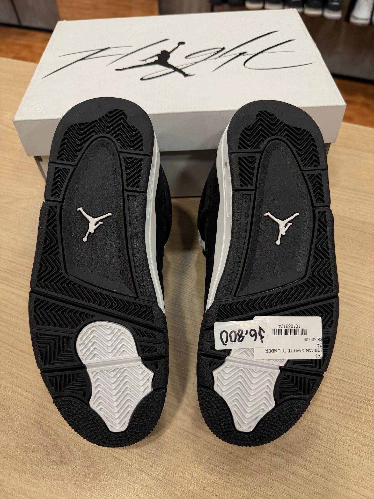 Jordan 4 White Thunder