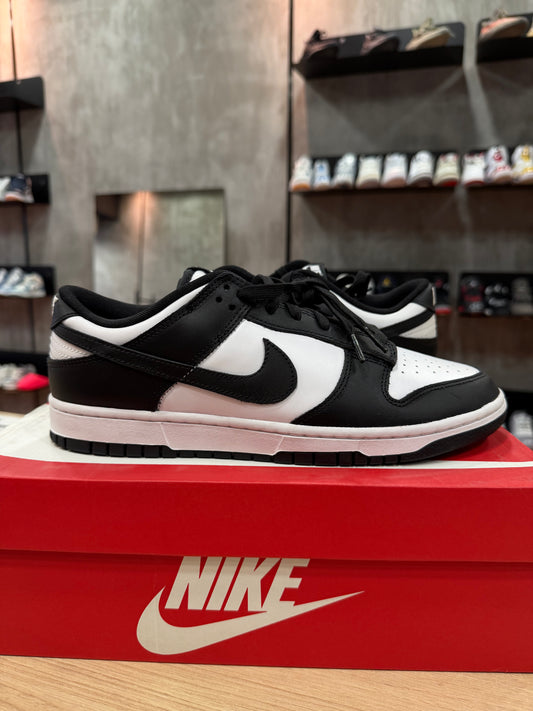 DUNK LOW PANDA