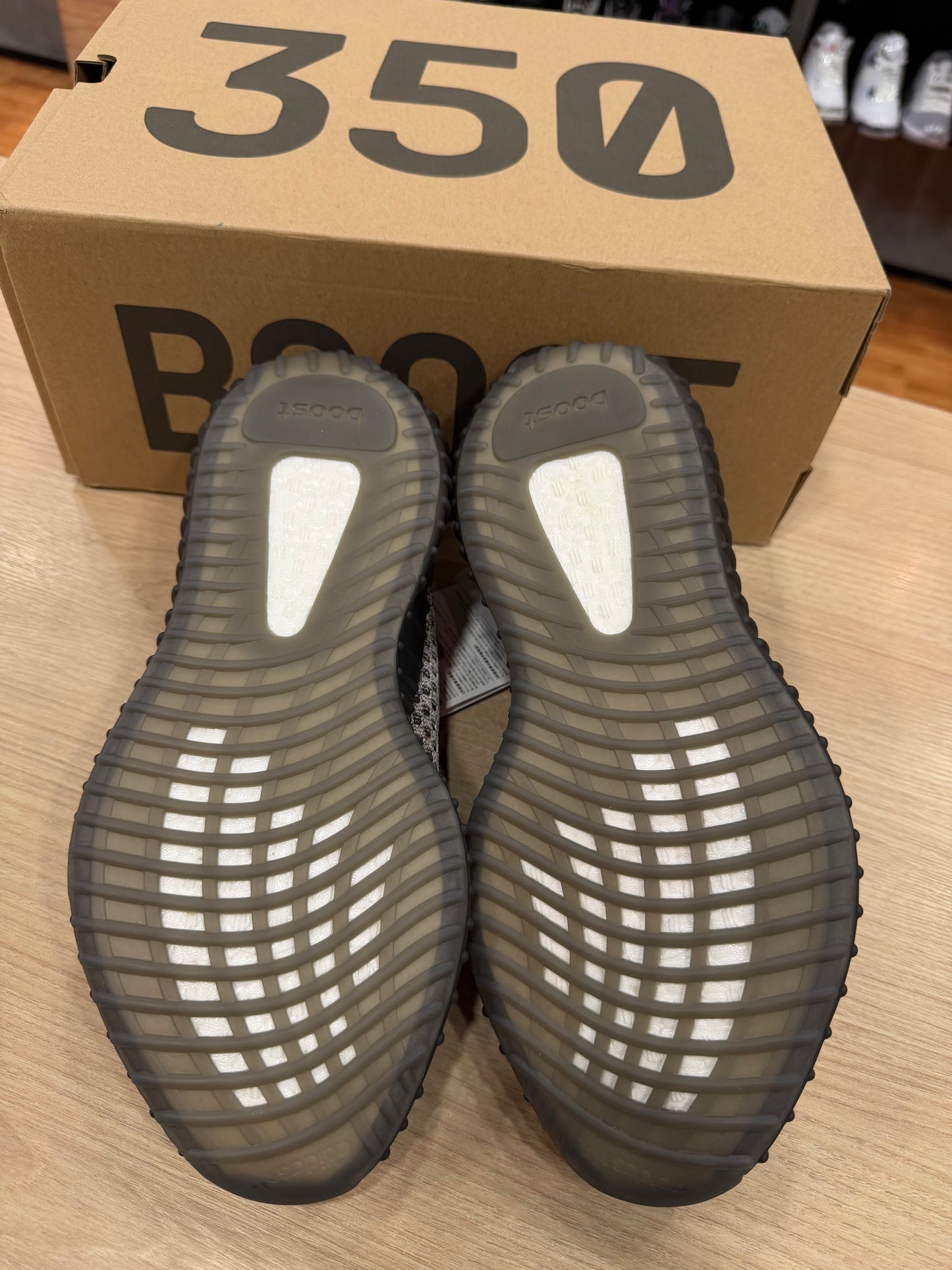 YEEZY 350 V2 ASH STONE