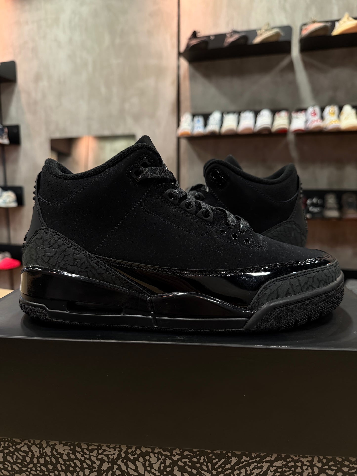 JORDAN 3 BLACK CAT 2025