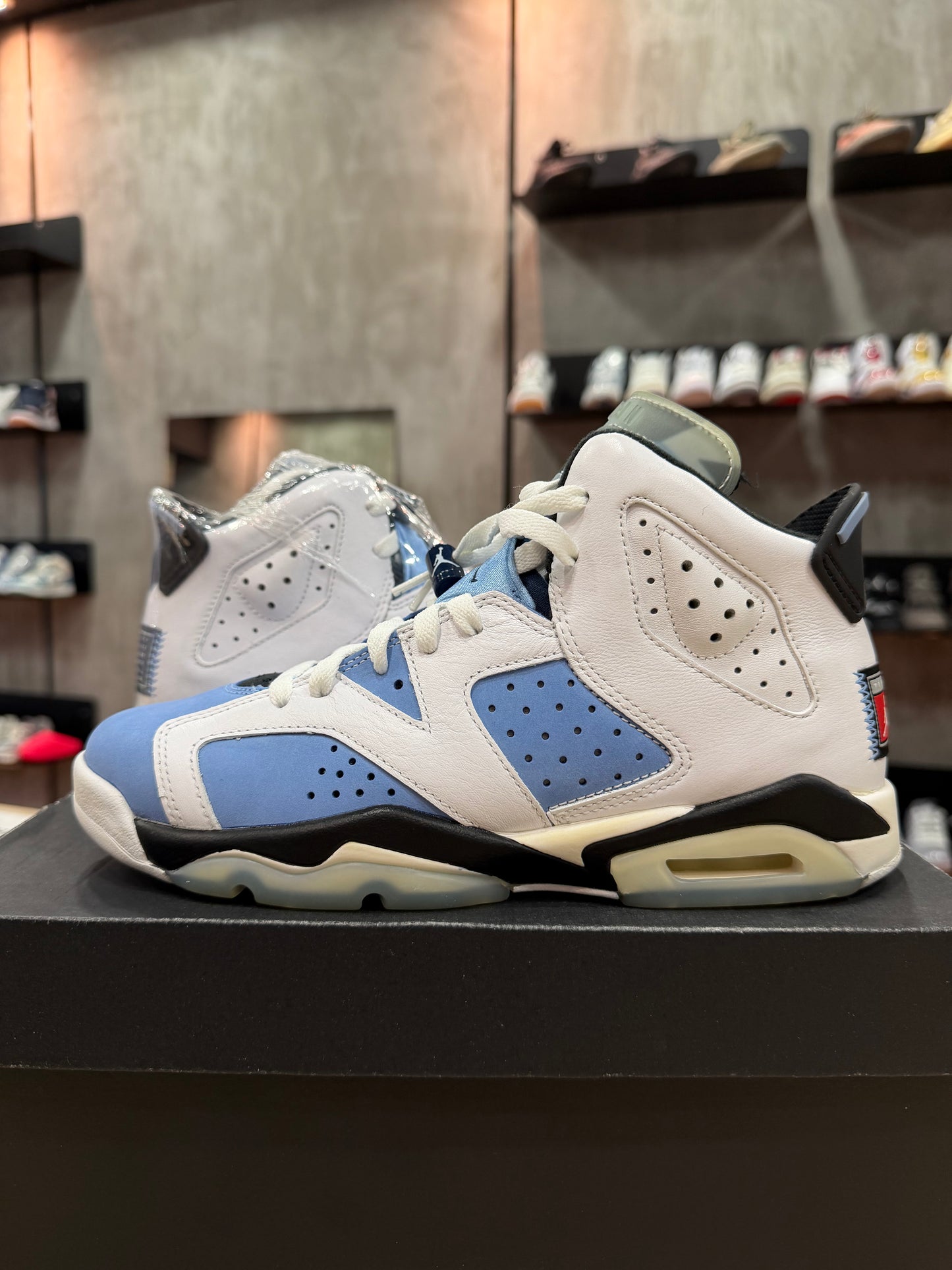 JORDAN 6 UNC (GS) (AMARILLO POR EL TIEMPO)