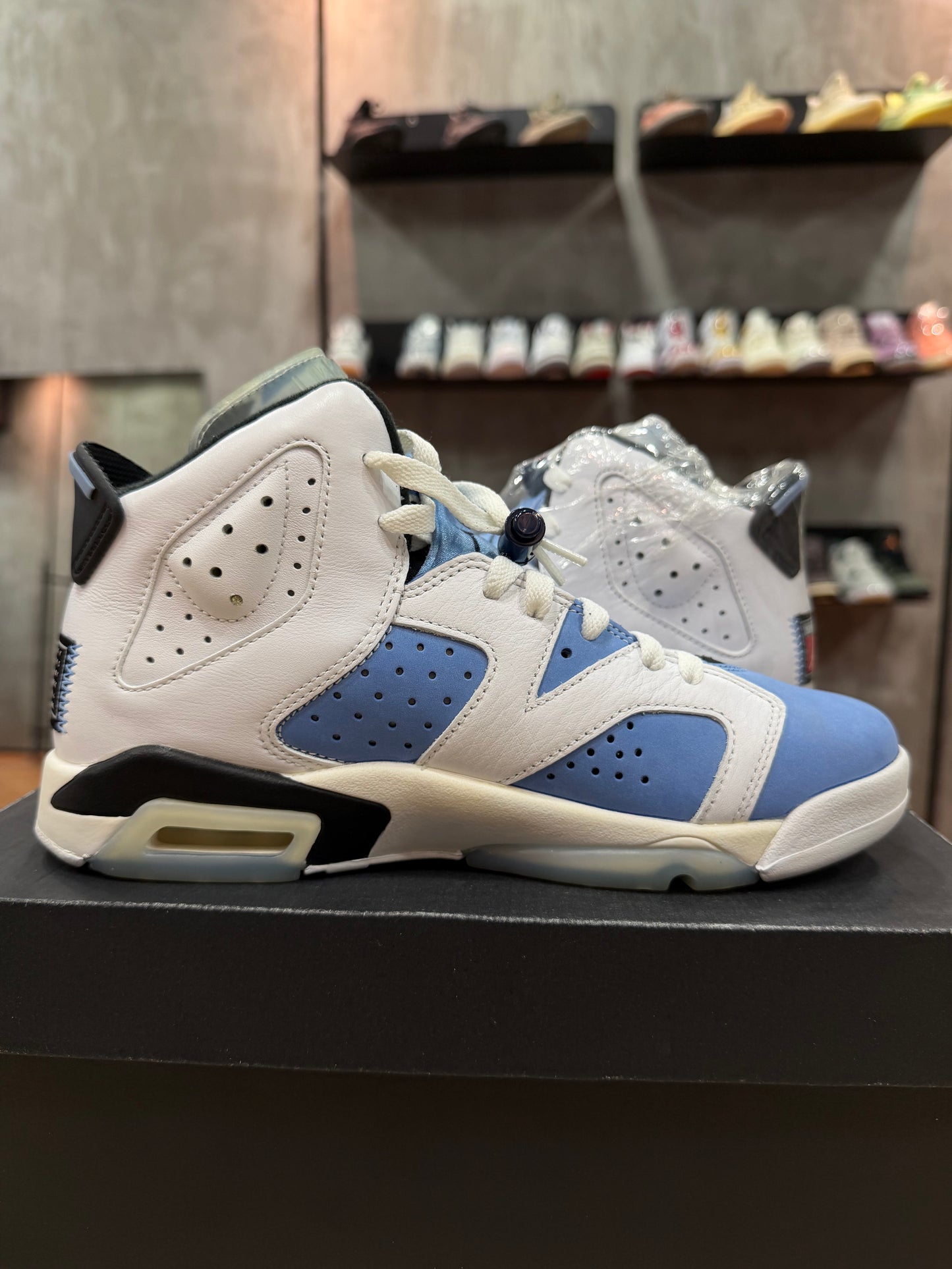 JORDAN 6 UNC (GS) (AMARILLO POR EL TIEMPO)