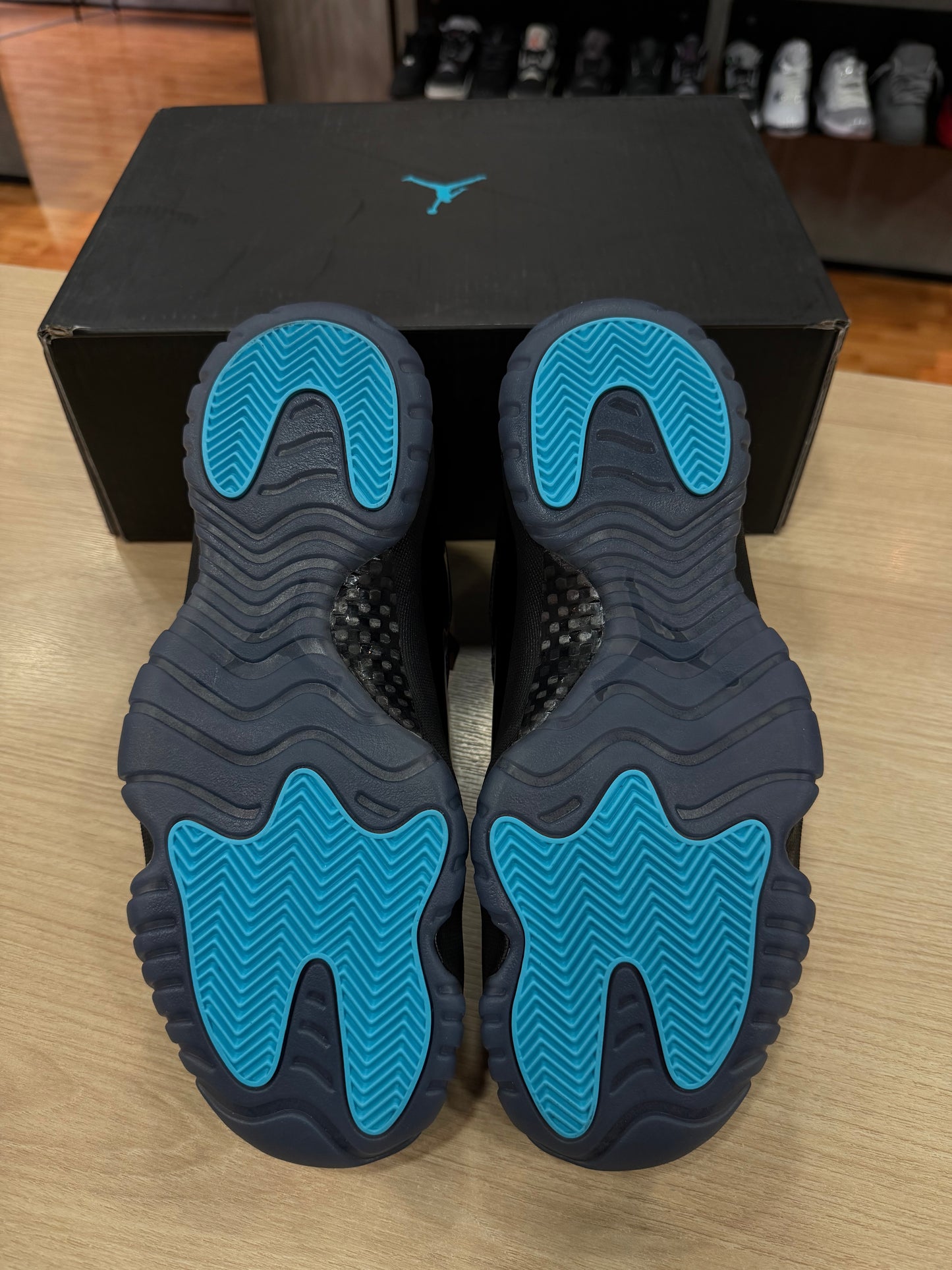 JORDAN 11 GAMMA BLUE