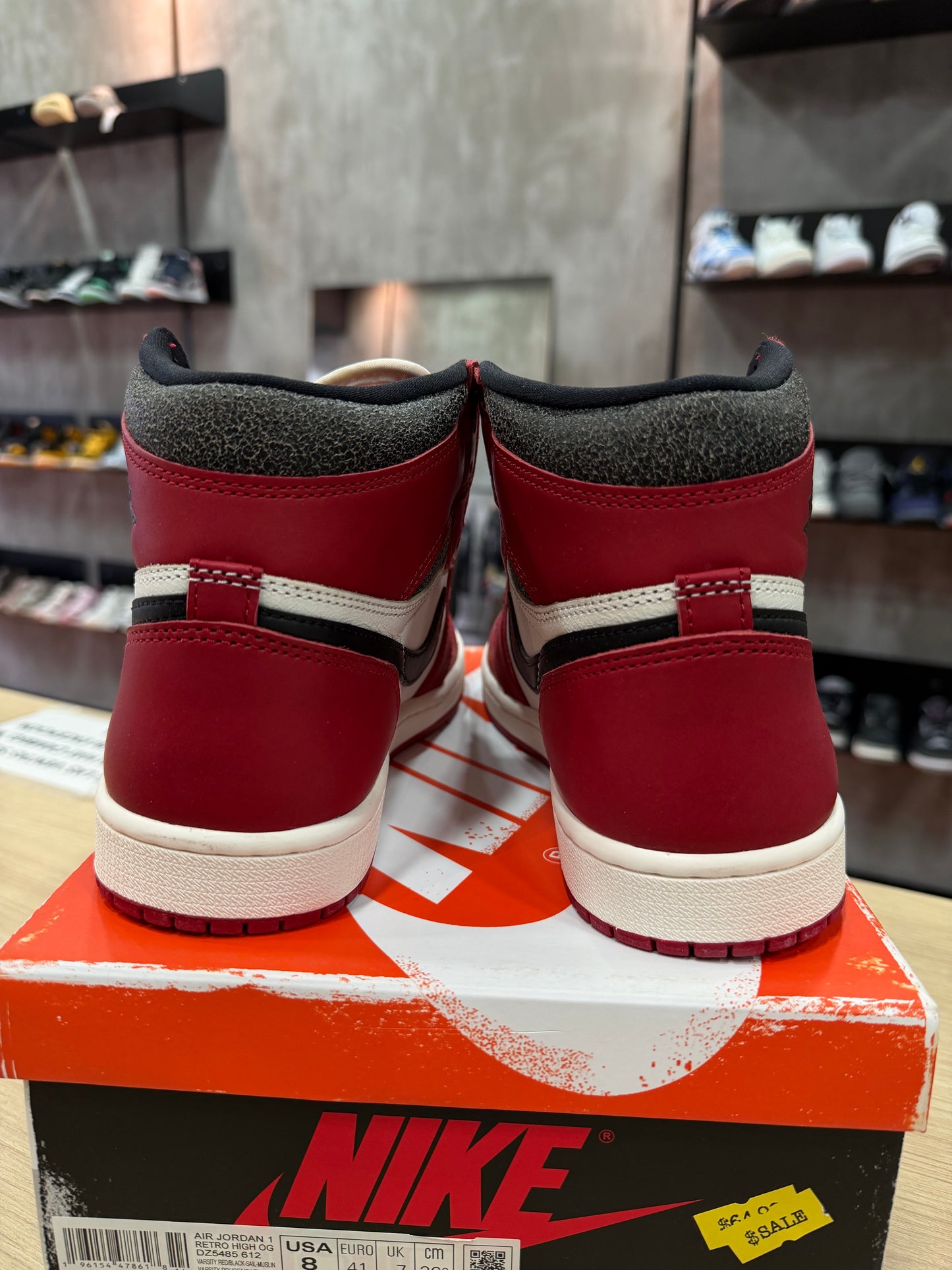 JORDAN 1 HIGH CHICAGO LOST & FOUND